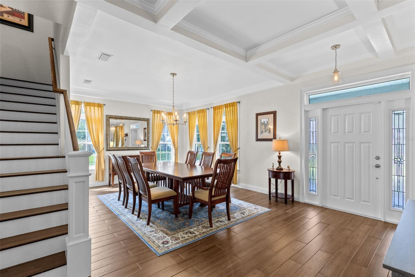 Listing photo 2 for 120 Minnehaha Rd