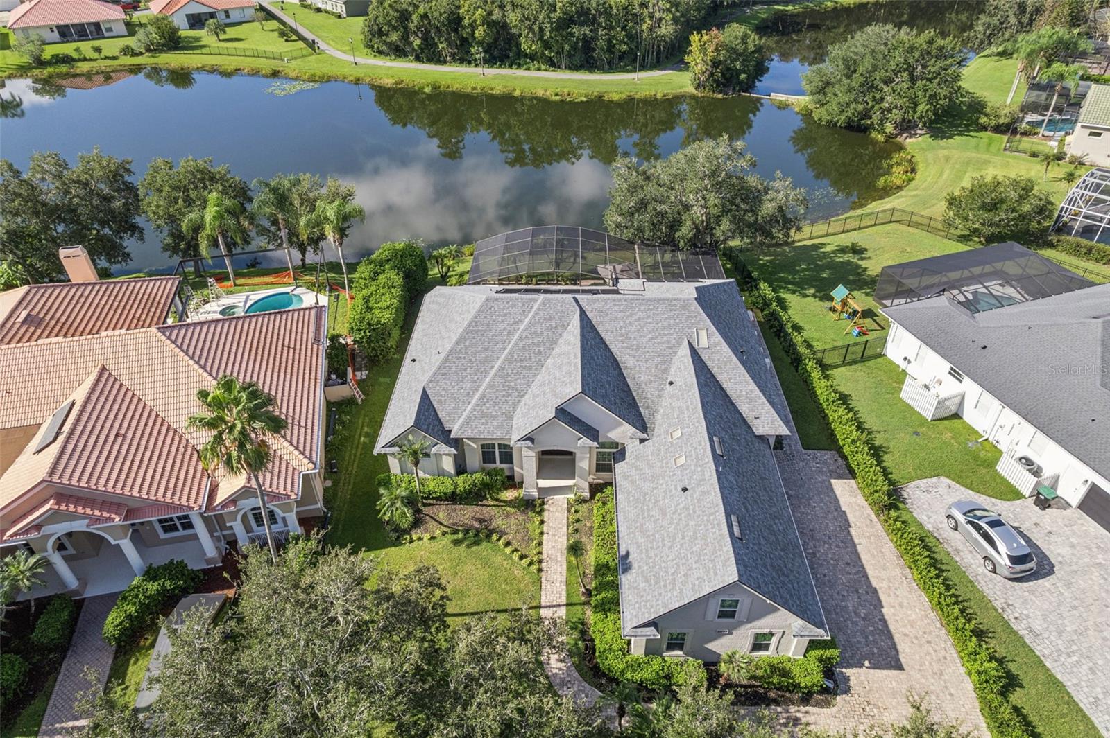 Listing photo 3 for 3832 Hunters Isle Dr