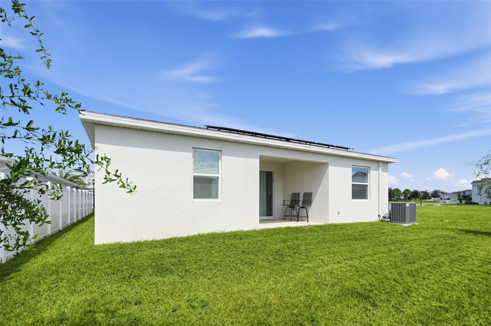 Listing photo 3 for 6995 Church Lake St