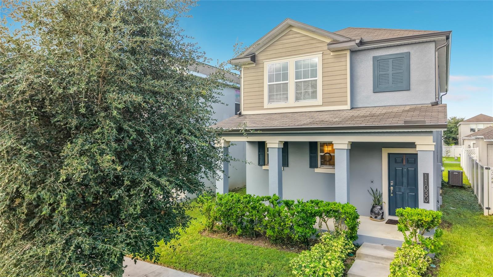 Listing photo 2 for 11030 Folklore St