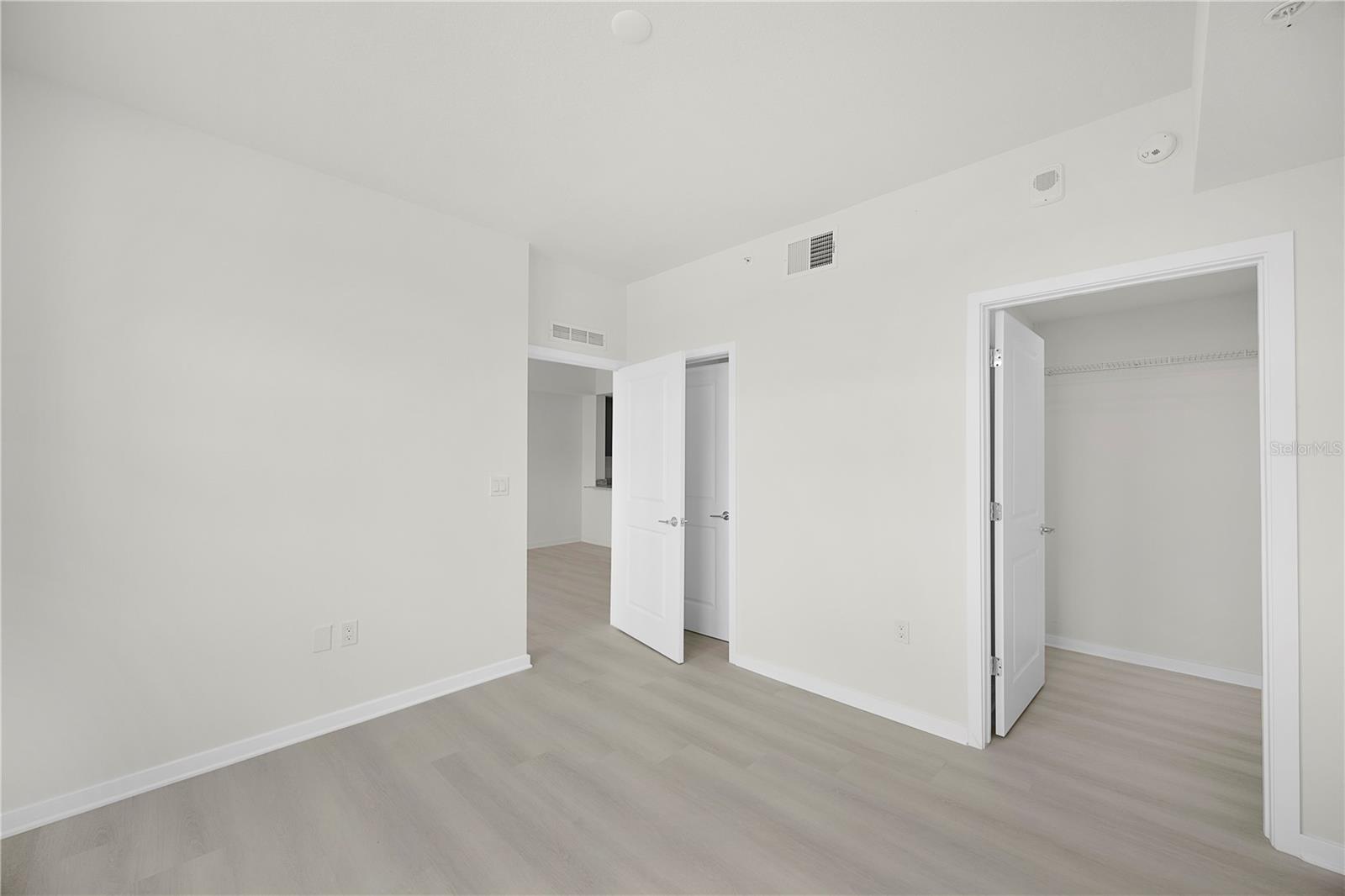Listing photo 3 for 5563 Millenia Park Blvd #412