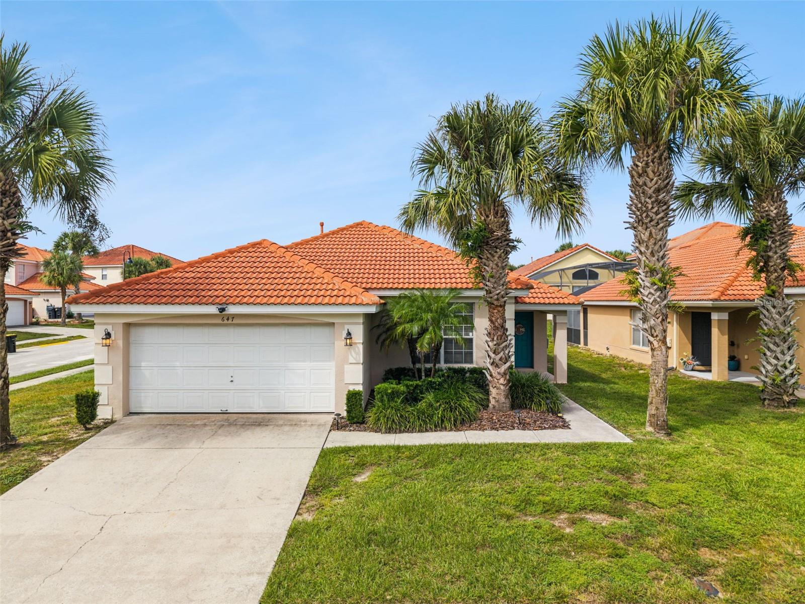 Listing photo 1 for 647 Paloma Dr