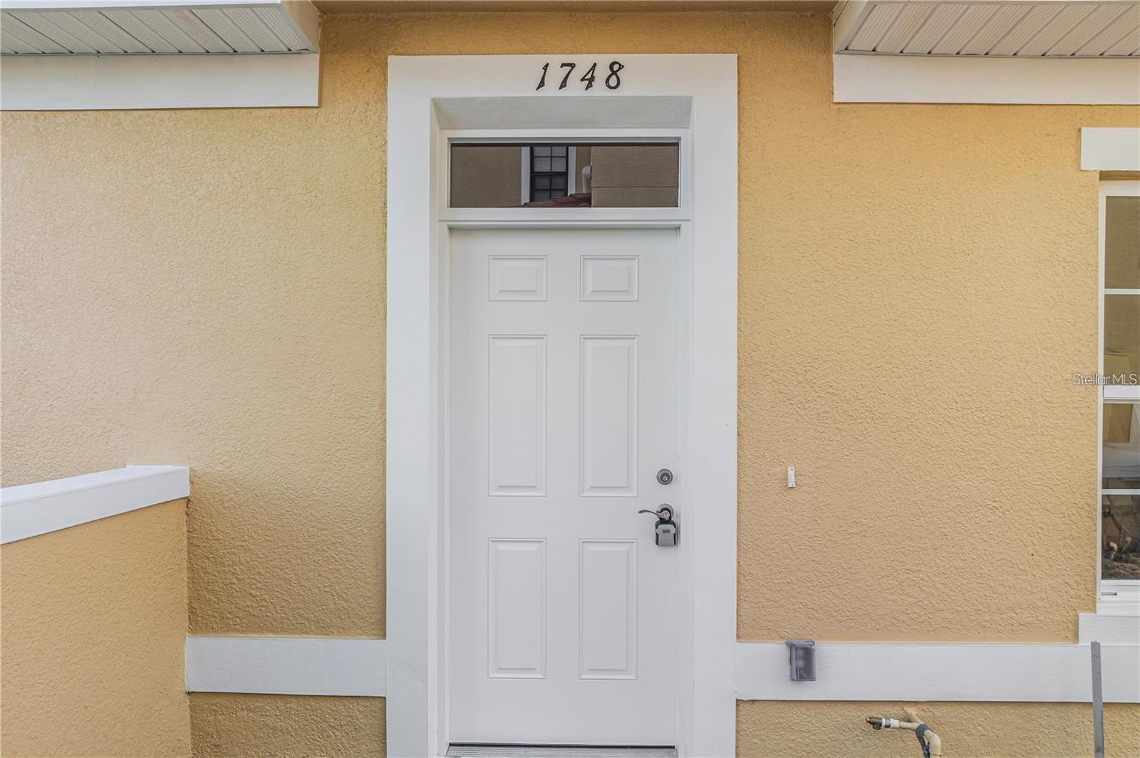 Listing photo 2 for 1801 Coriander Dr #1802