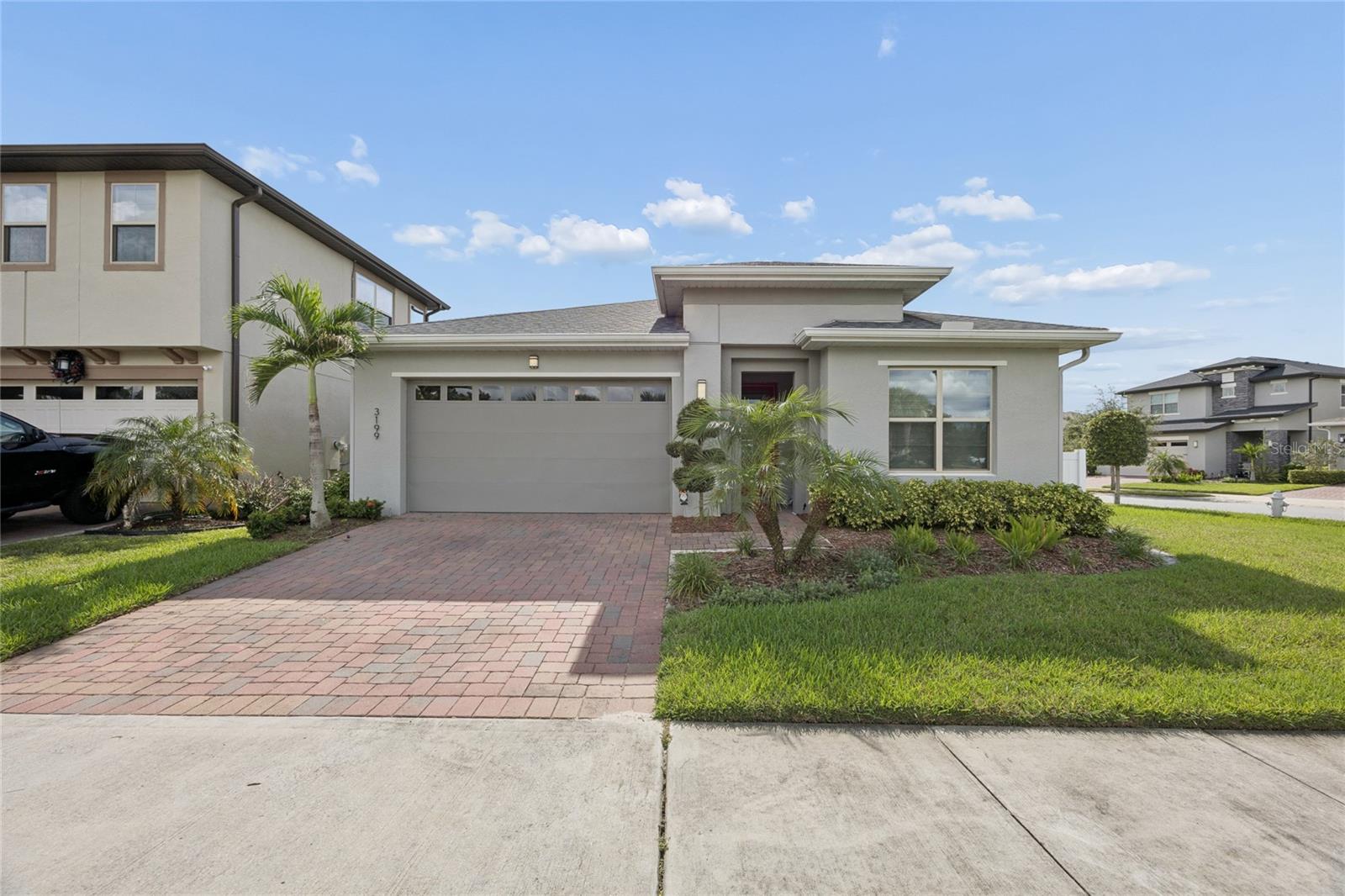 Listing photo 1 for 3199 Crispin Cir