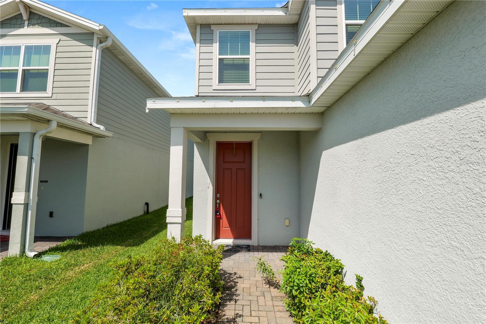 Listing photo 2 for 1852 Summer Serenity Dr
