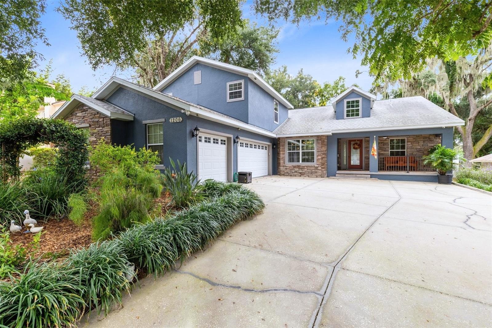 Listing photo for 1206 Lakeshore Dr