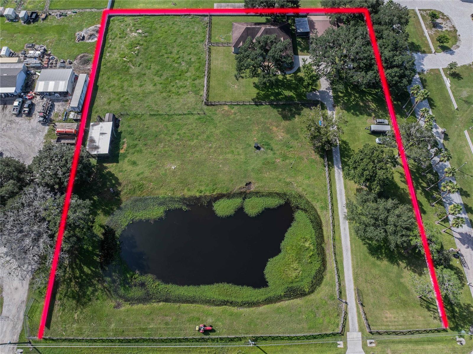 Listing photo 3 for 3910 Knights Station Rd