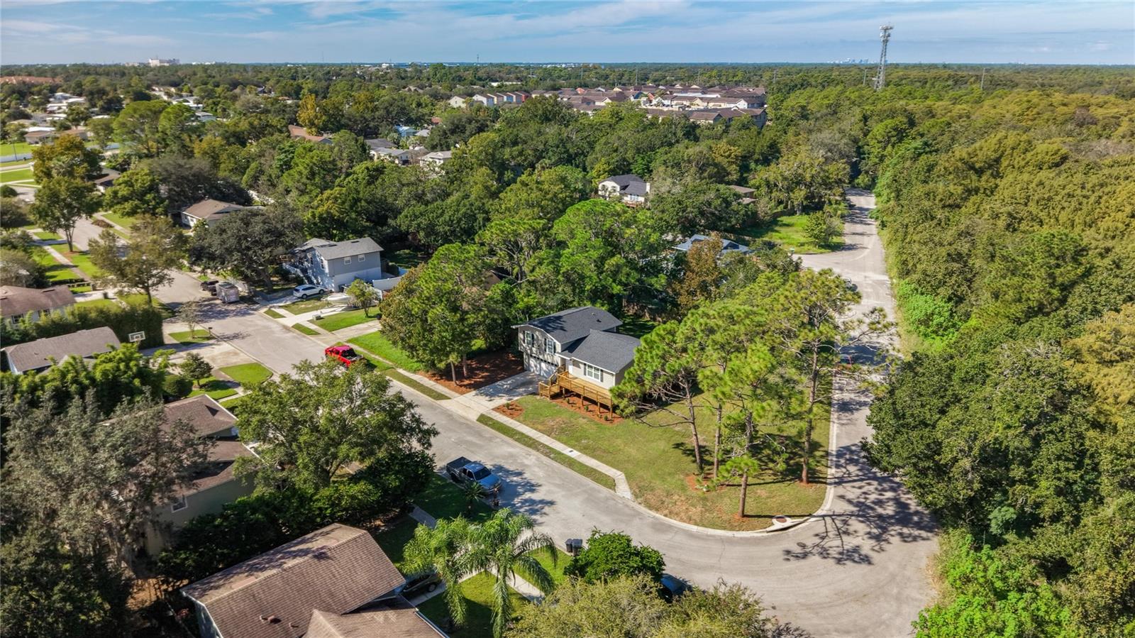 Listing photo 2 for 3401 Seminole Ave