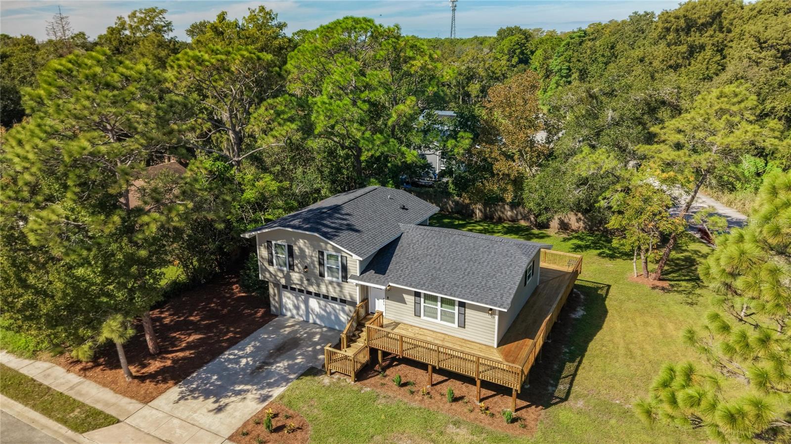 Listing photo 3 for 3401 Seminole Ave