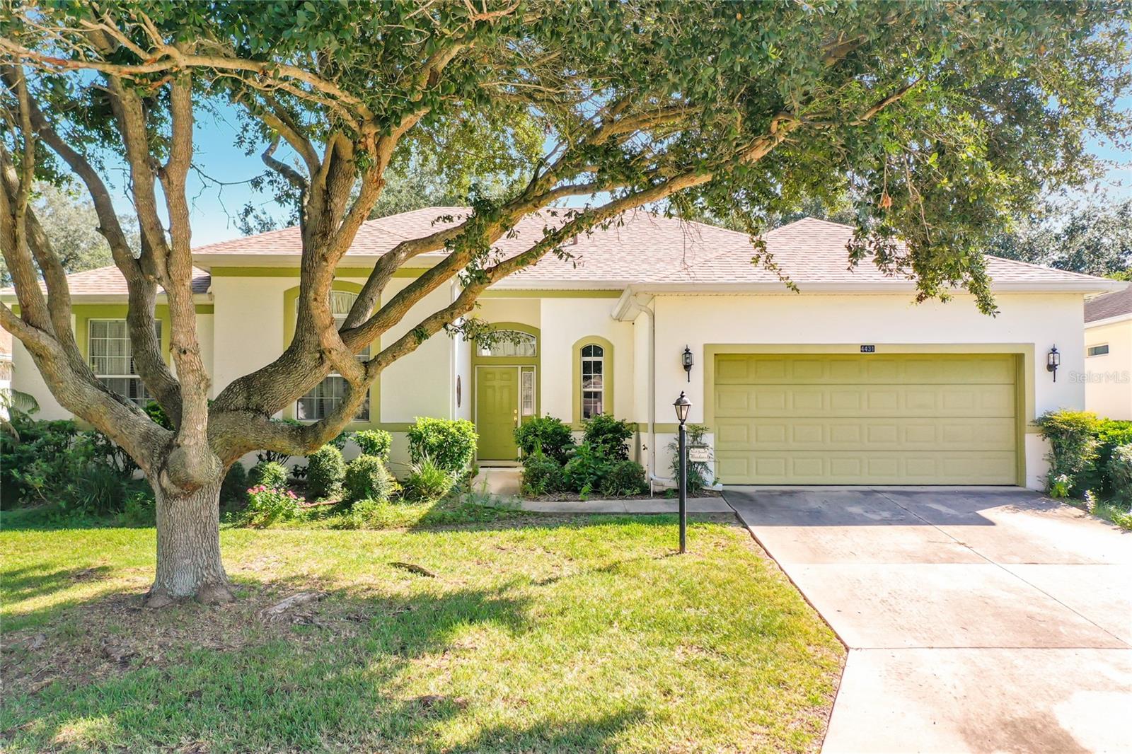 Listing photo 1 for 4431 Nottoway Dr