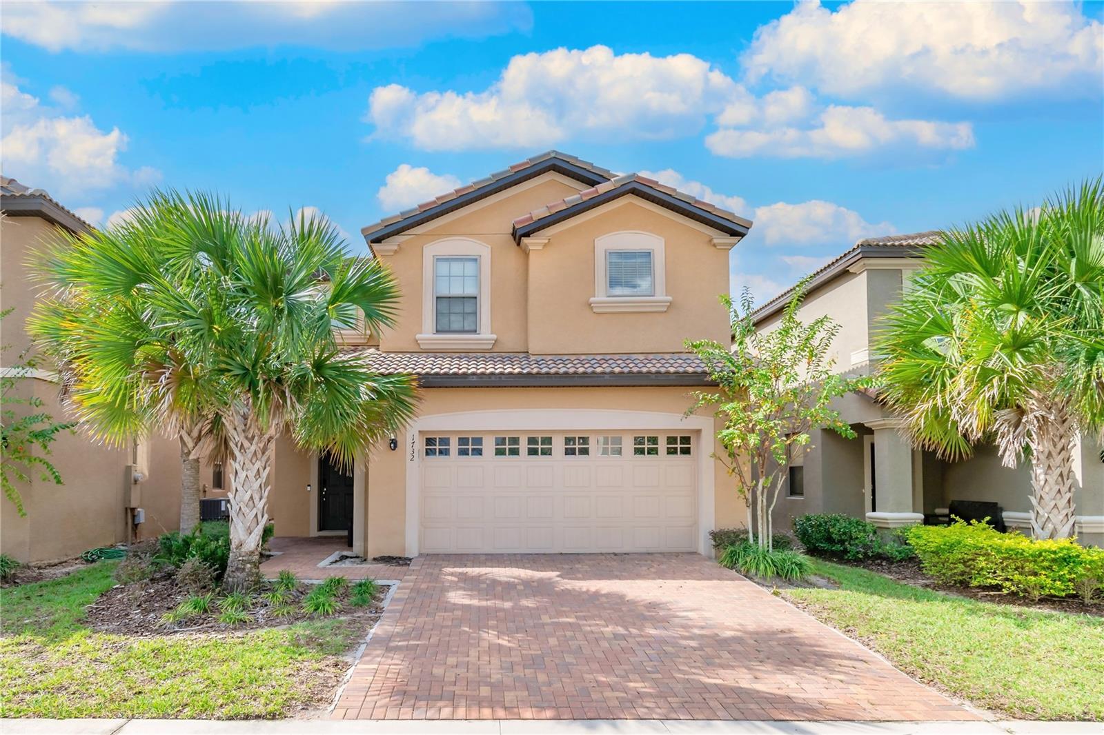 Listing photo 1 for 1732 Lima Ave