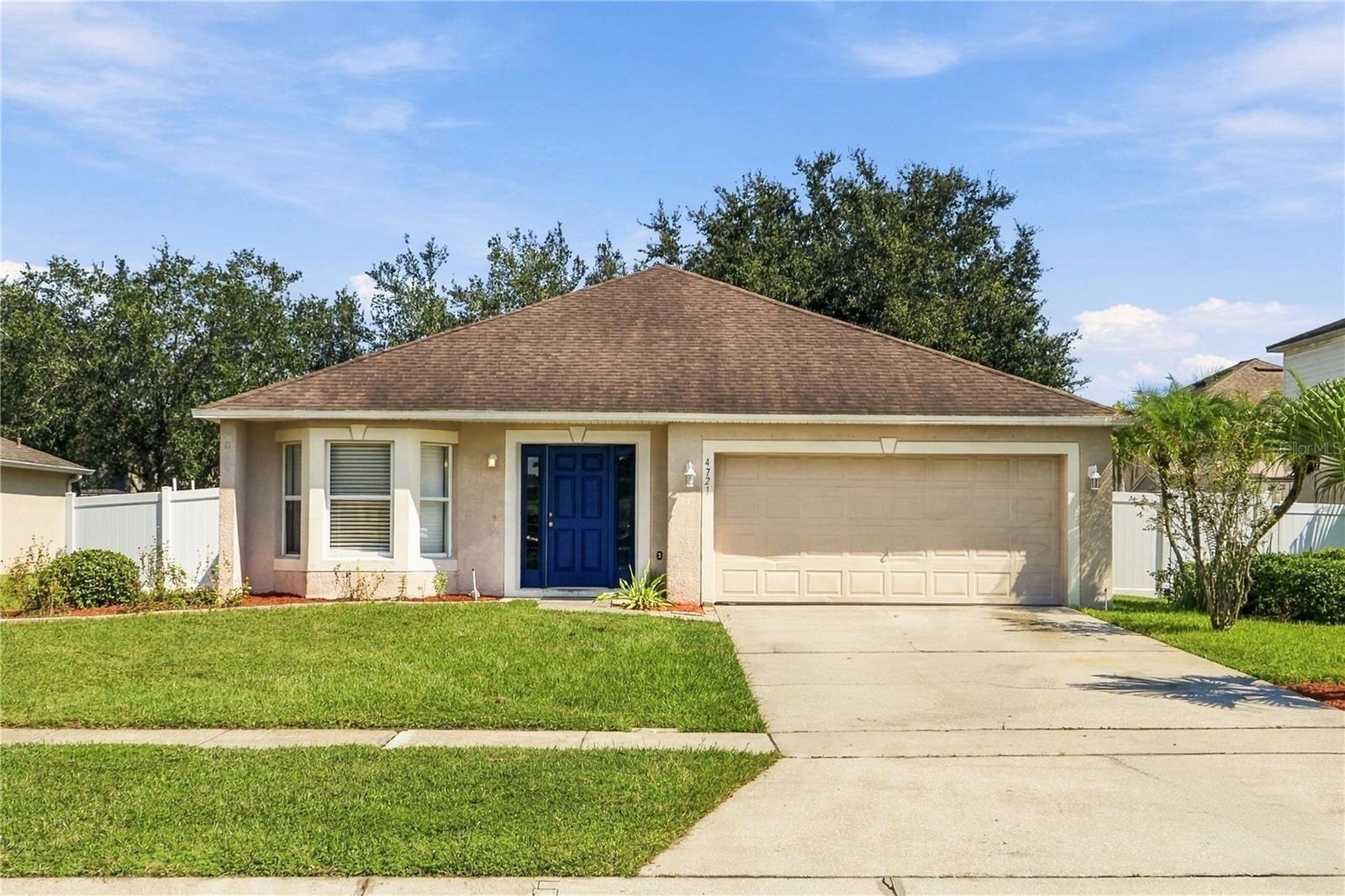Listing photo 1 for 4721 Preserve Blvd