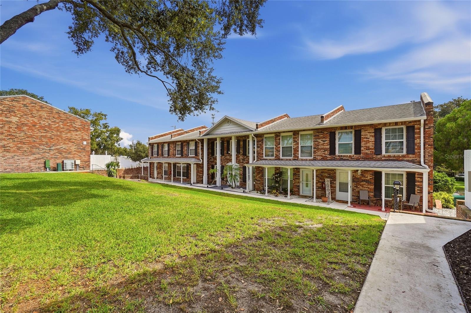 Listing photo for 5850 Cypress Gardens Blvd #303