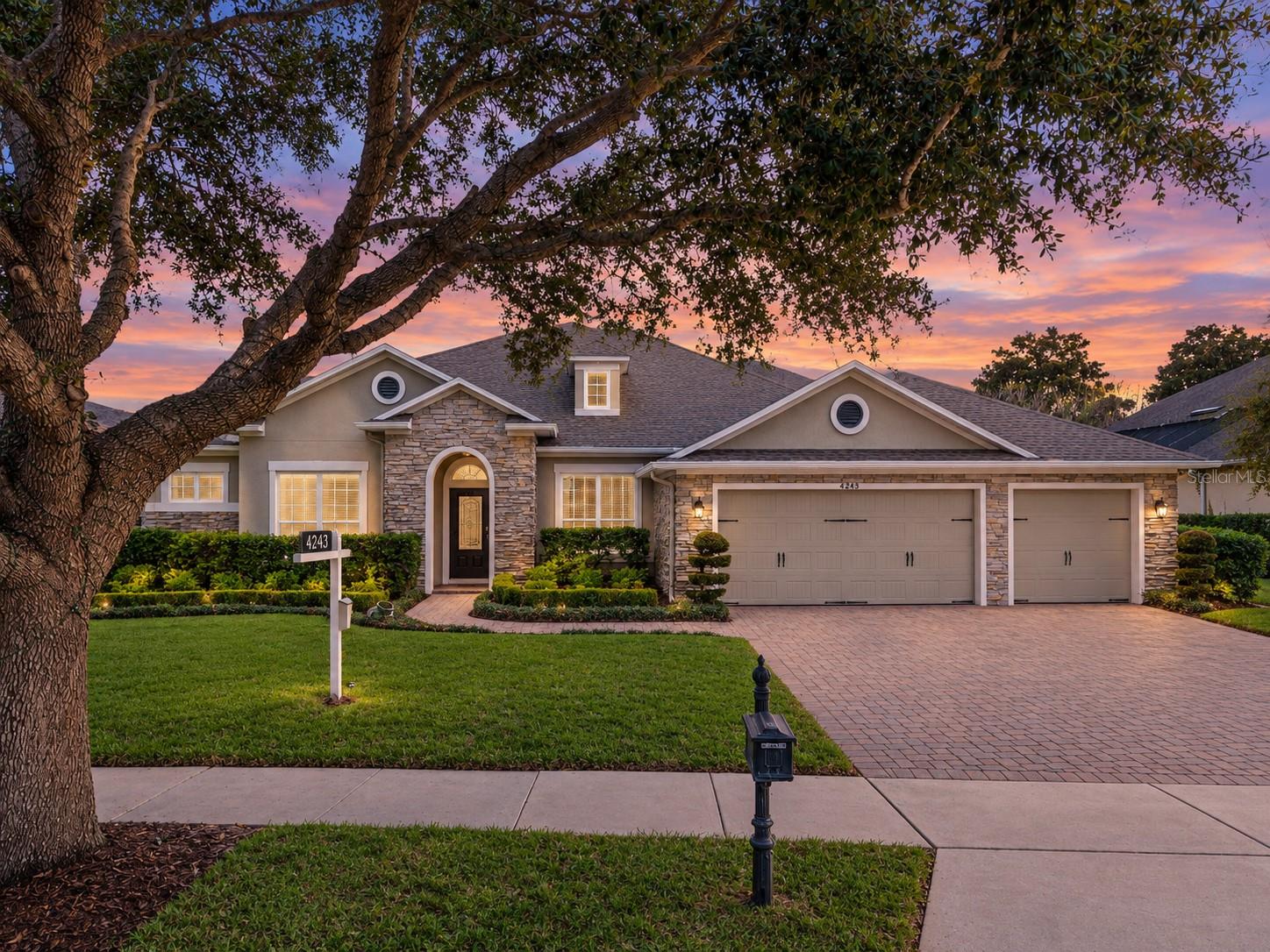Listing photo 3 for 4244 Isle Vista Ave