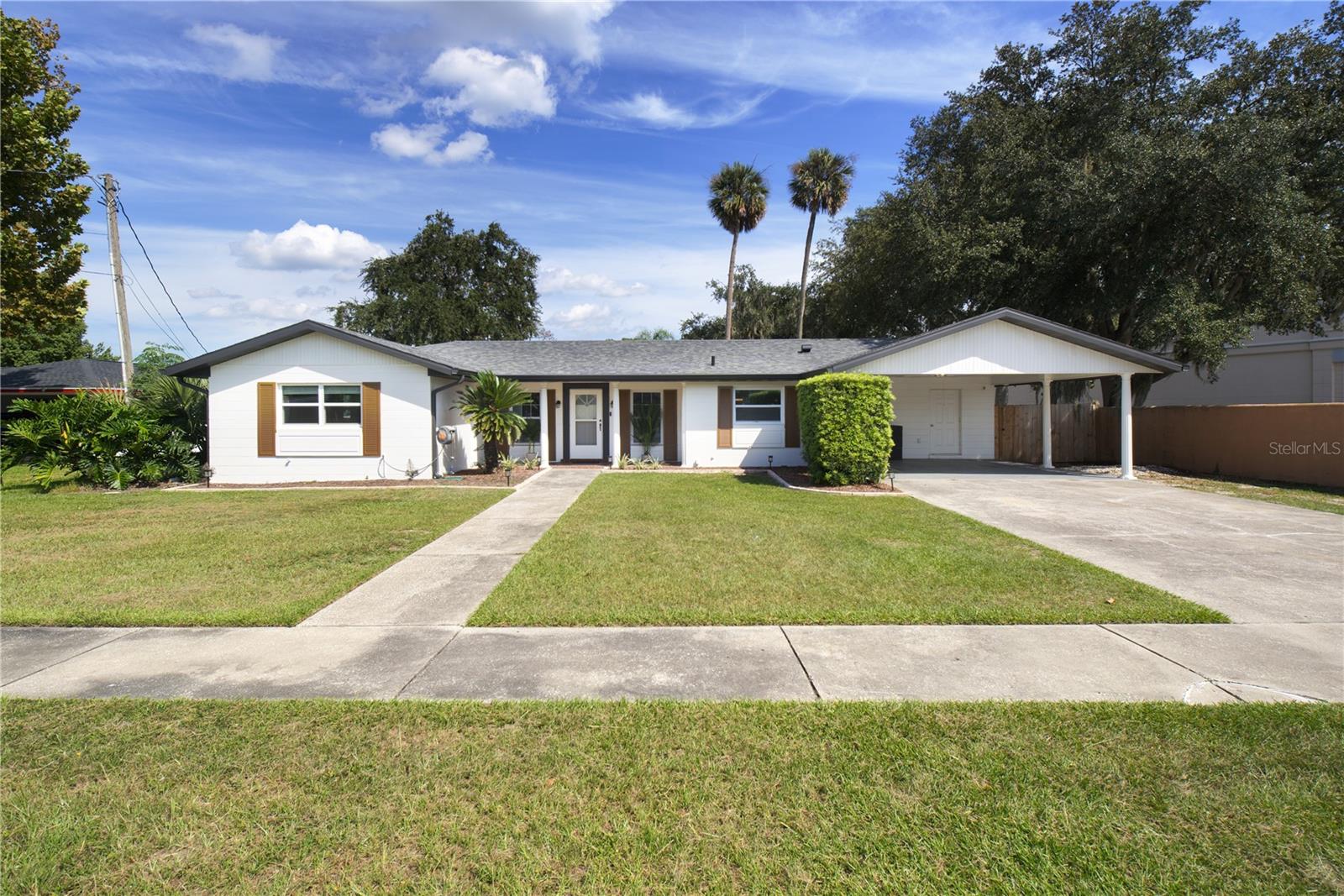 Listing photo 1 for 920 Orange Ave