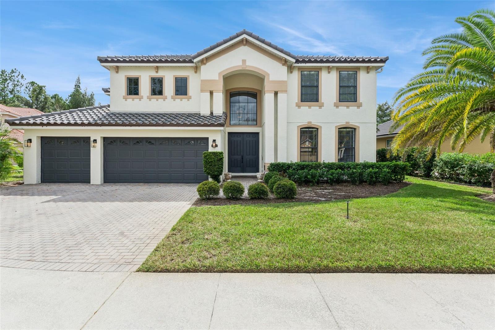 Listing photo 2 for 10072 Oak Quarry Dr