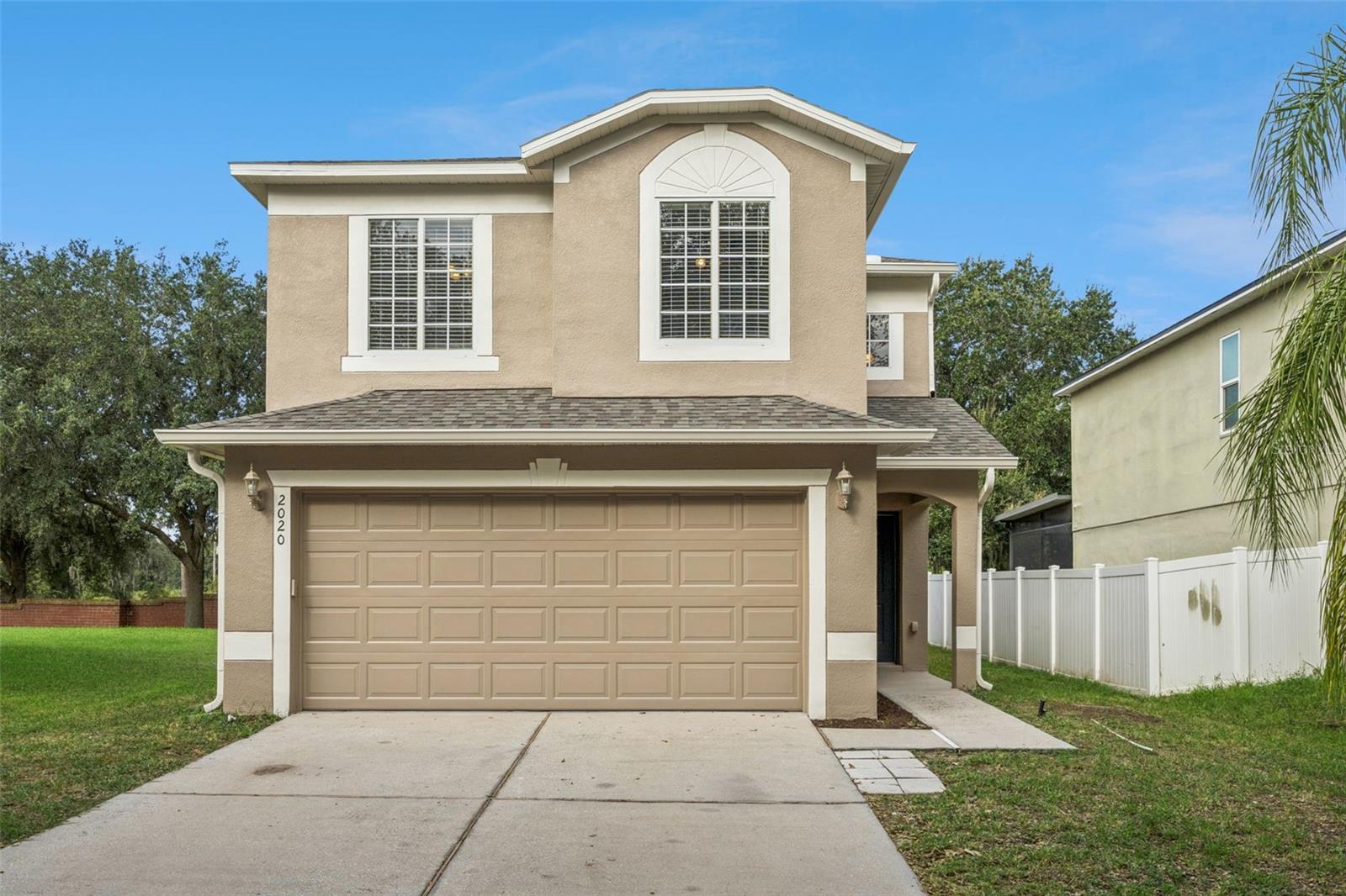Listing photo 1 for 2020 Portcastle Cir