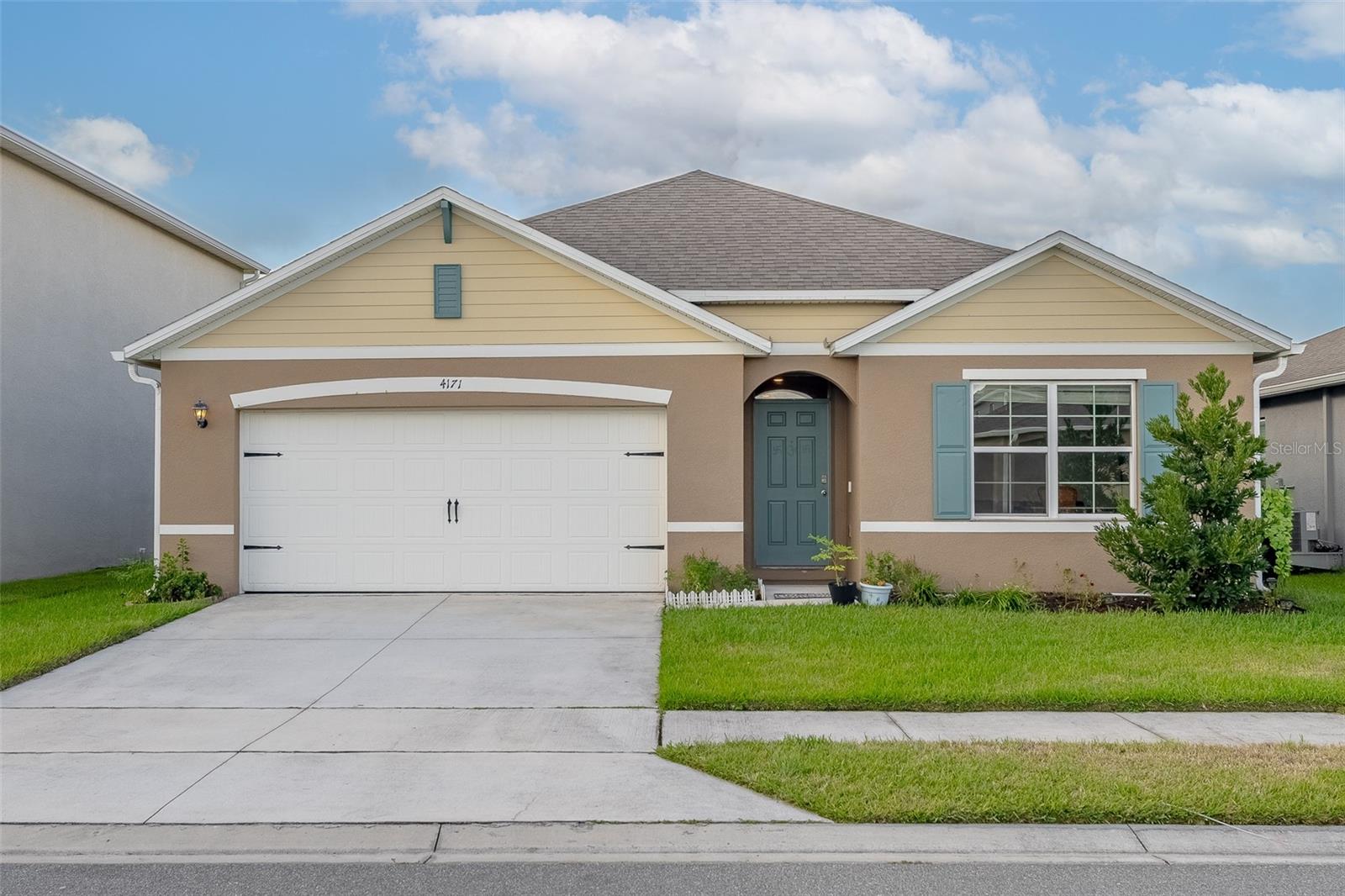 Listing photo 1 for 4171 Basinside Ct