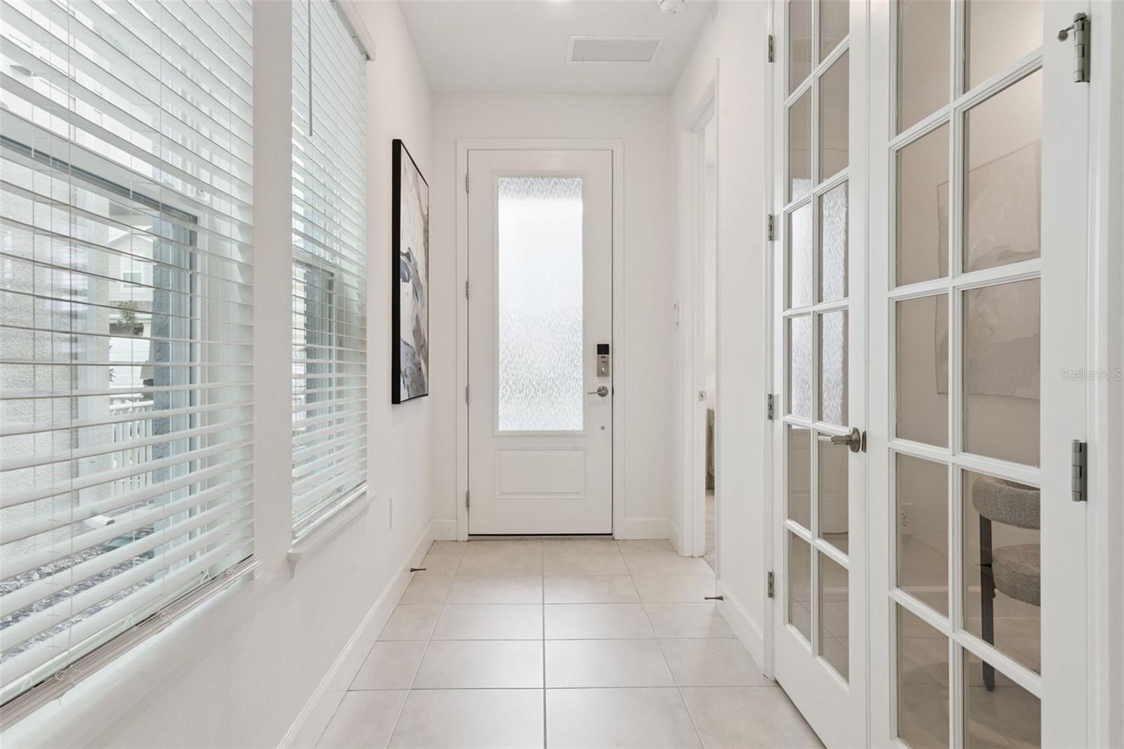 Listing photo 3 for 16283 Honey Harvest St
