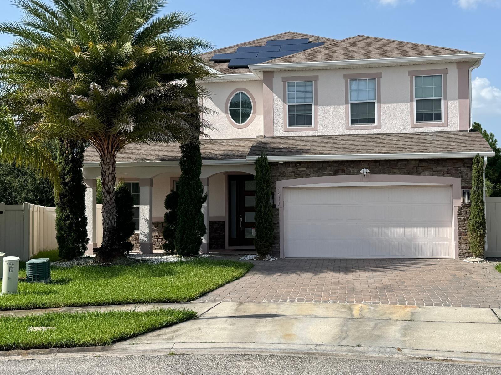 Listing photo 1 for 6013 Fender Ct