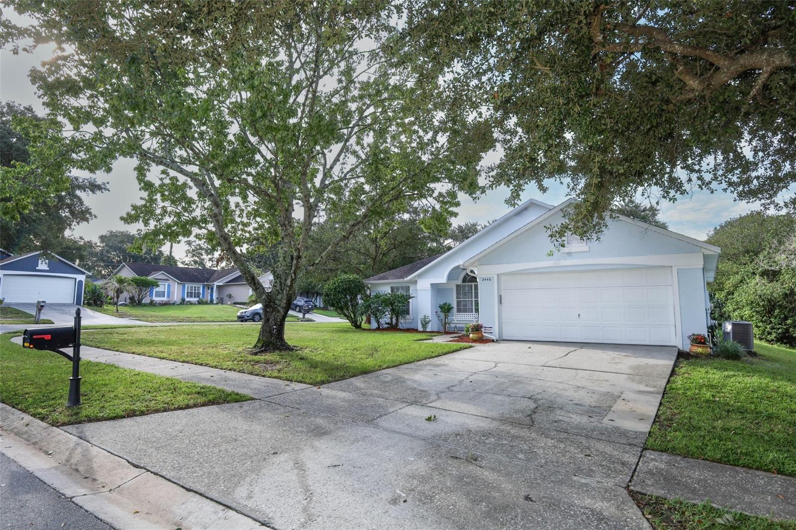 Listing photo 2 for 2446 Briarcreek Dr