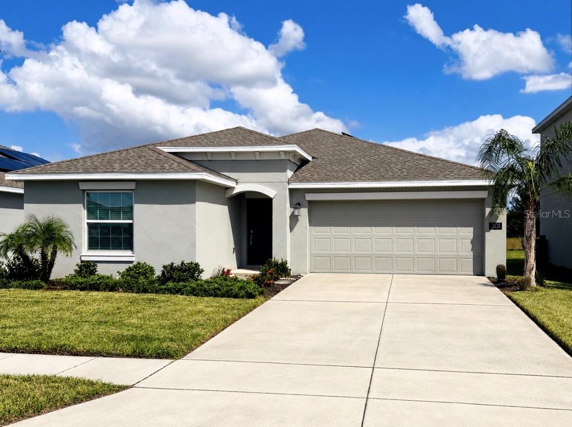 Listing photo for 301 Pineywoods St