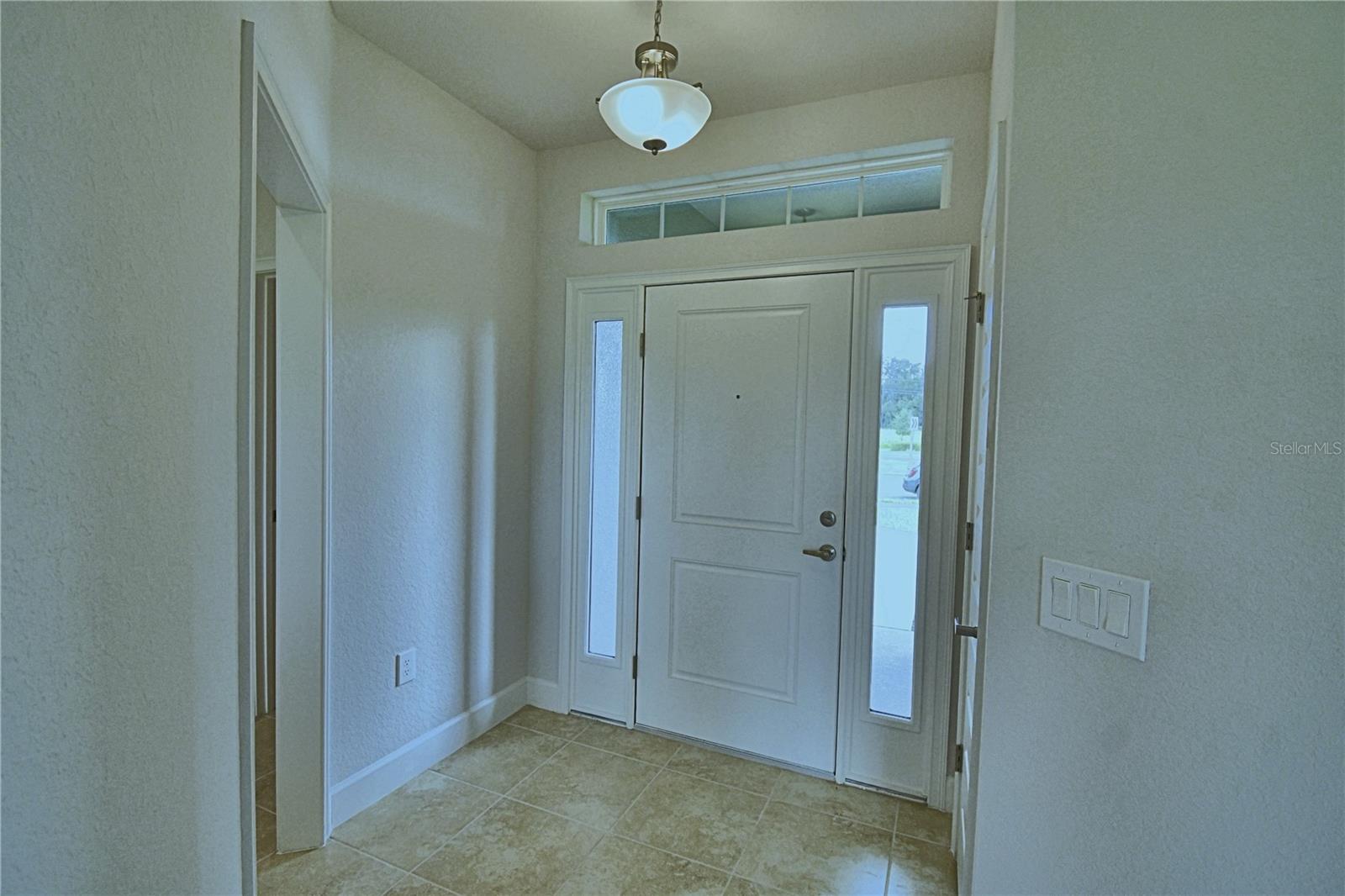 Listing photo 3 for 4507 Sundew Ln