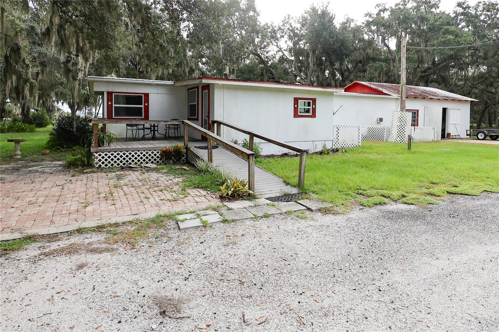 Listing photo 3 for 2900 Tiger Lake Rd