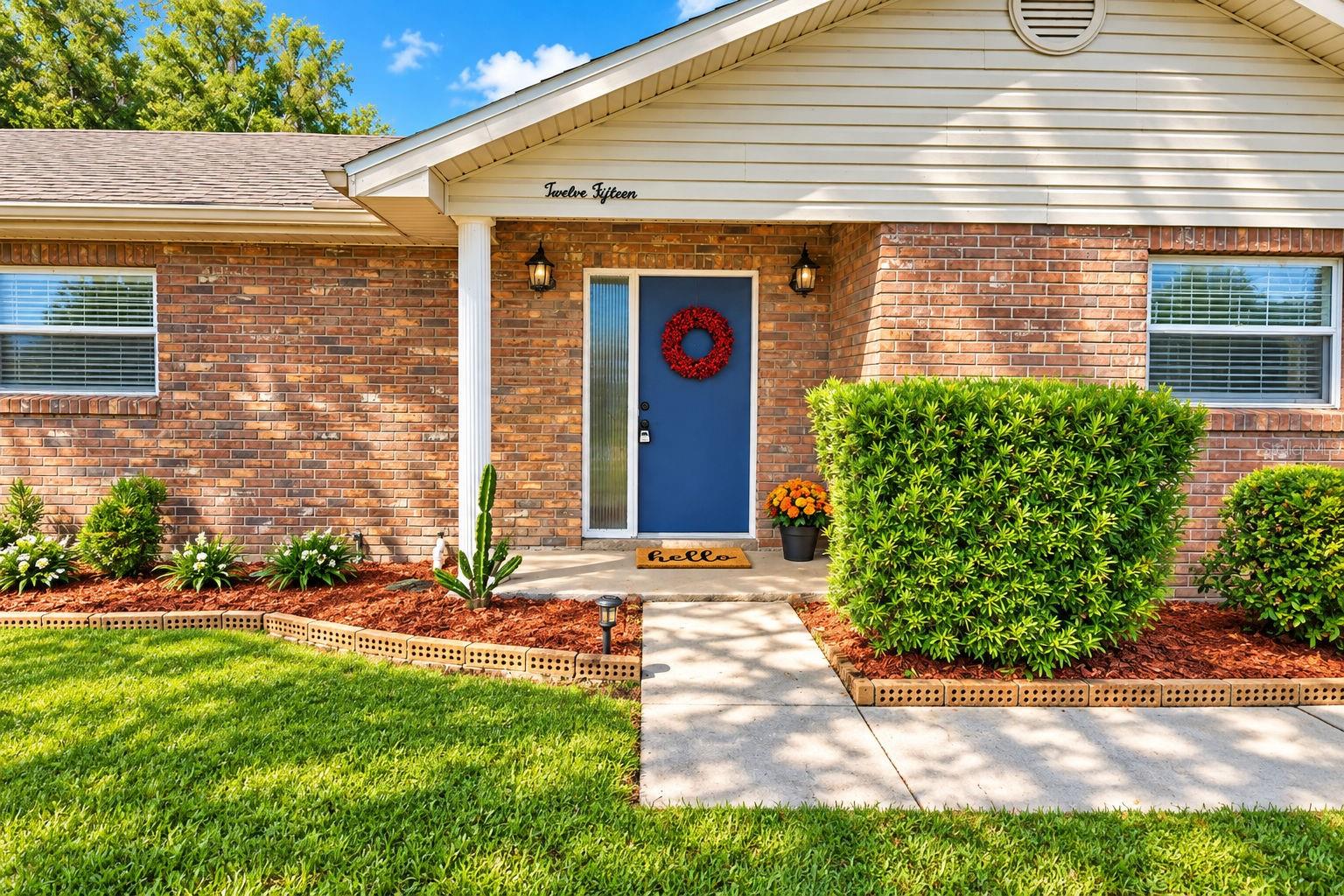 Listing photo 2 for 1215 Fairlane Ct Nw