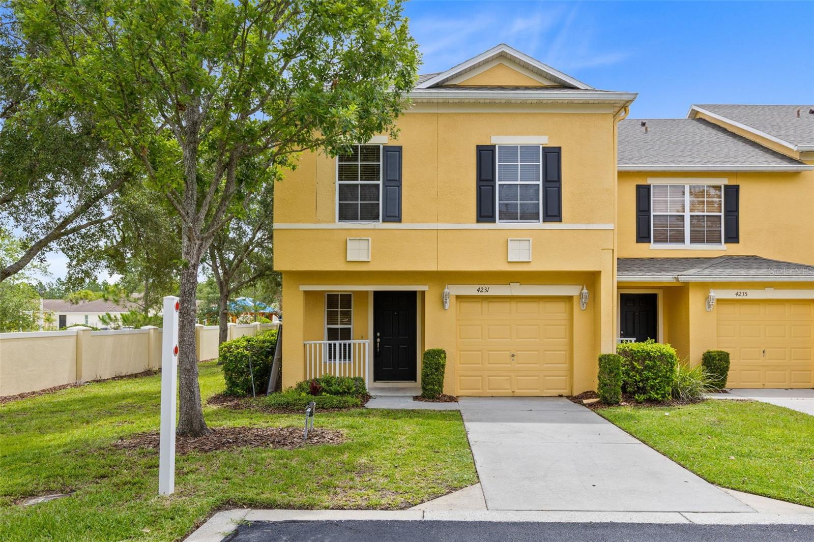 Listing photo 1 for 4231 Trident Pt