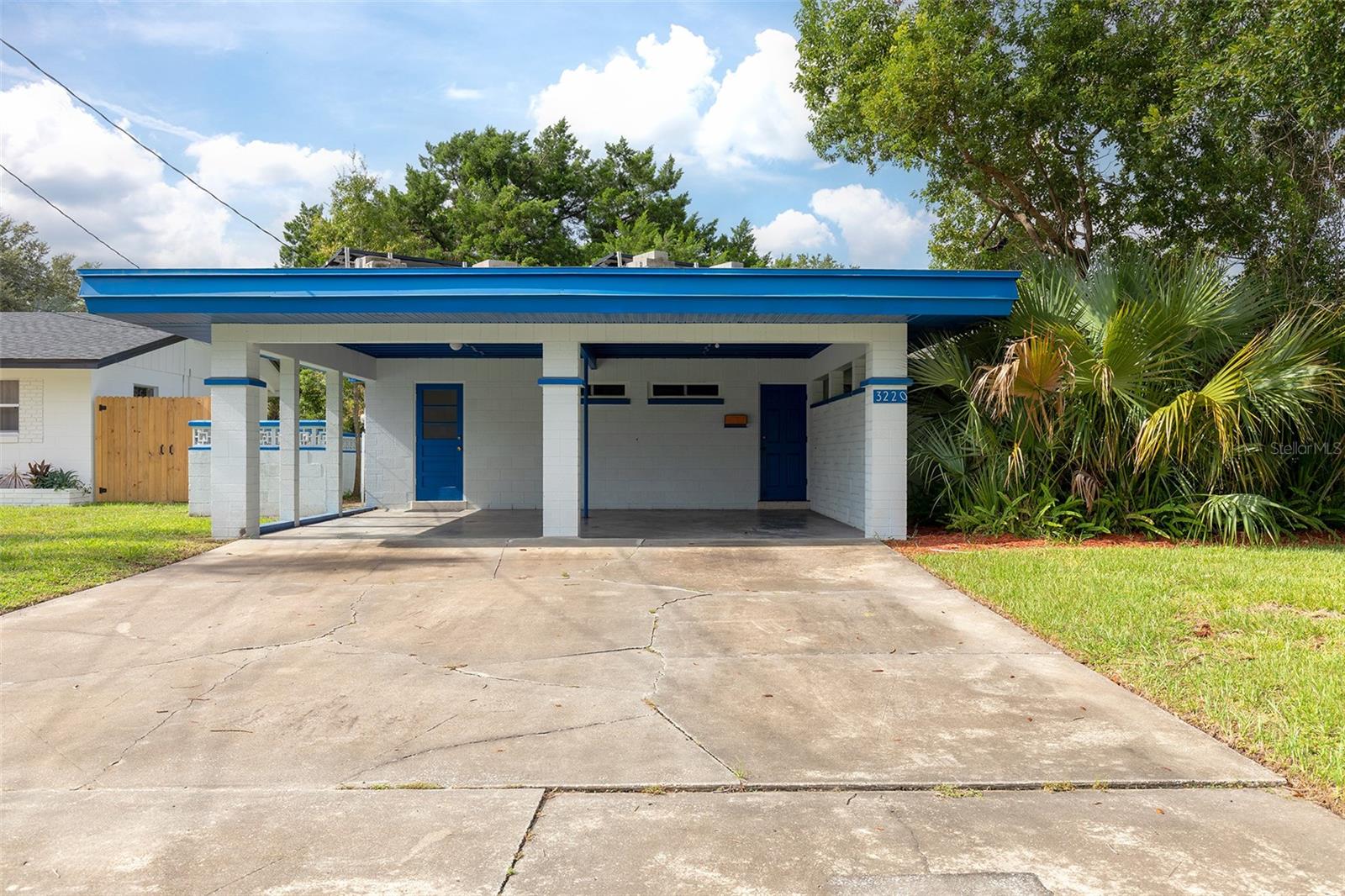 Listing photo 1 for 3220 Tradewinds Trl