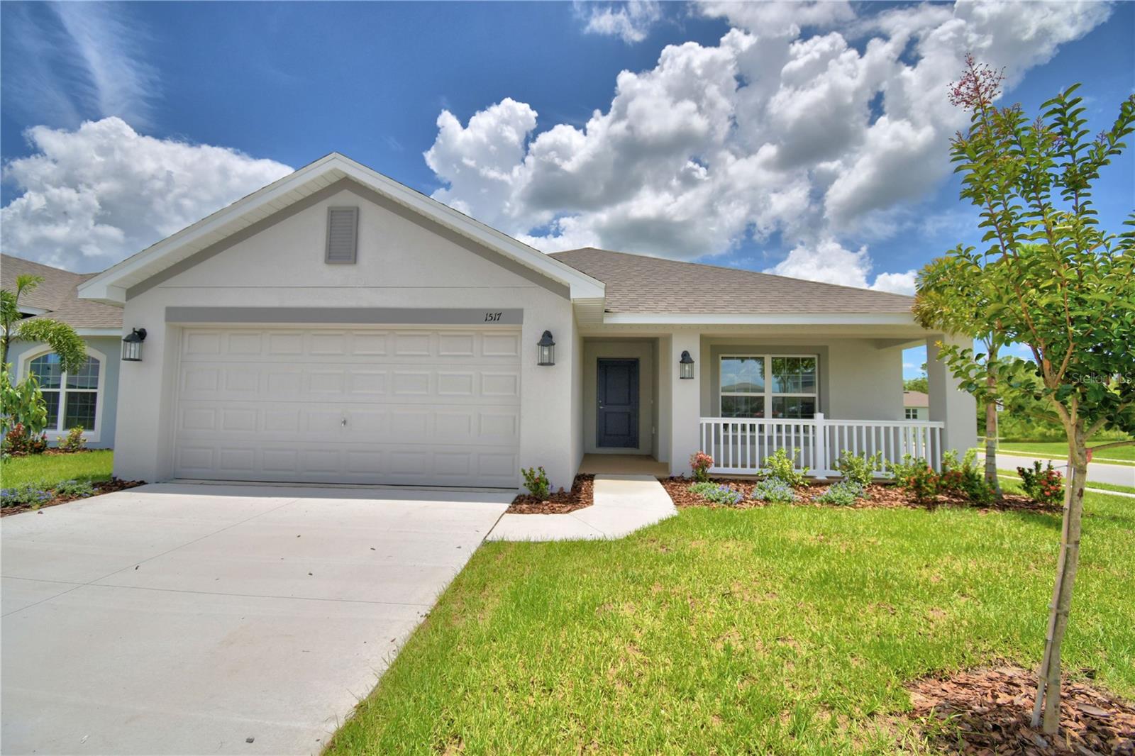 Listing photo 1 for 4511 Sundew Ln