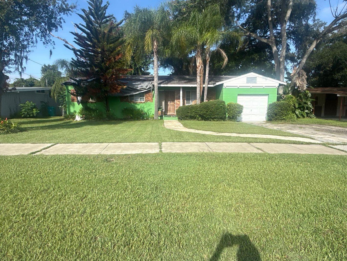 Listing photo 1 for 606 Ventura Ave