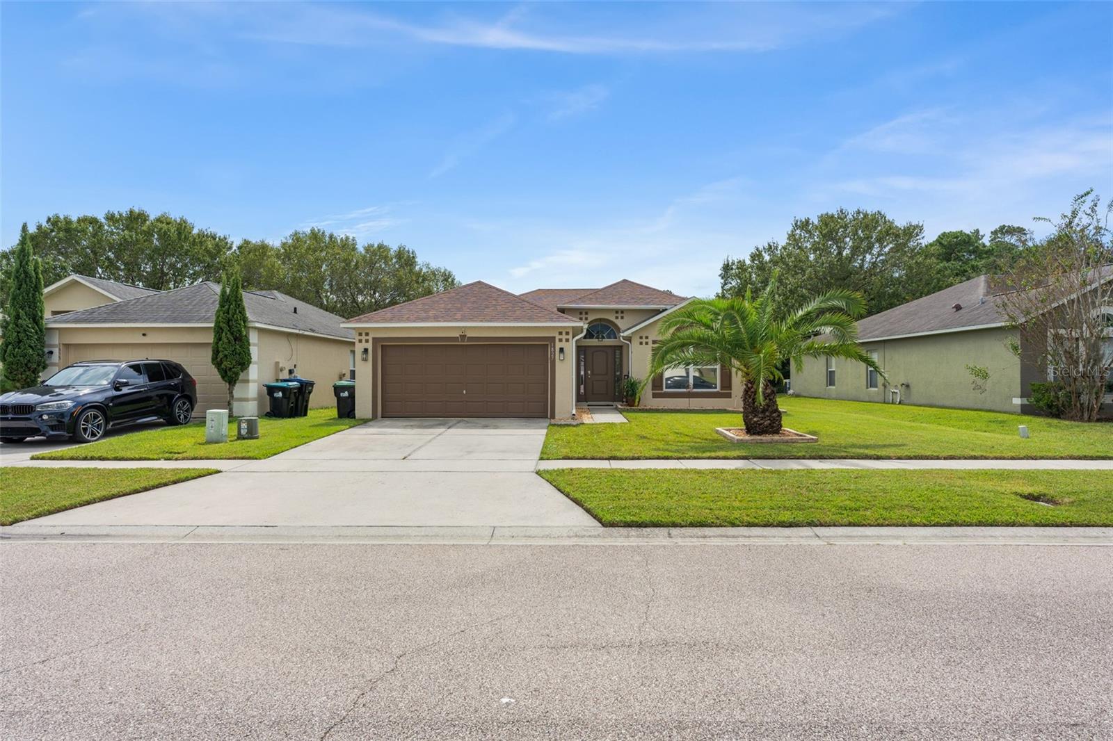 Listing photo for 1827 Corner Meadow Cir