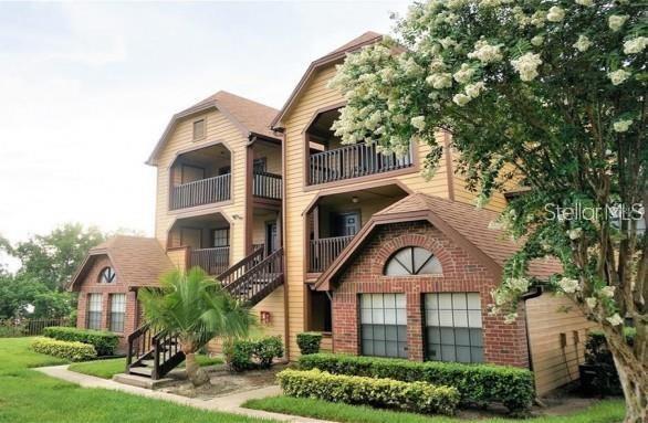 Listing photo 1 for 320 Forestway Cir #307