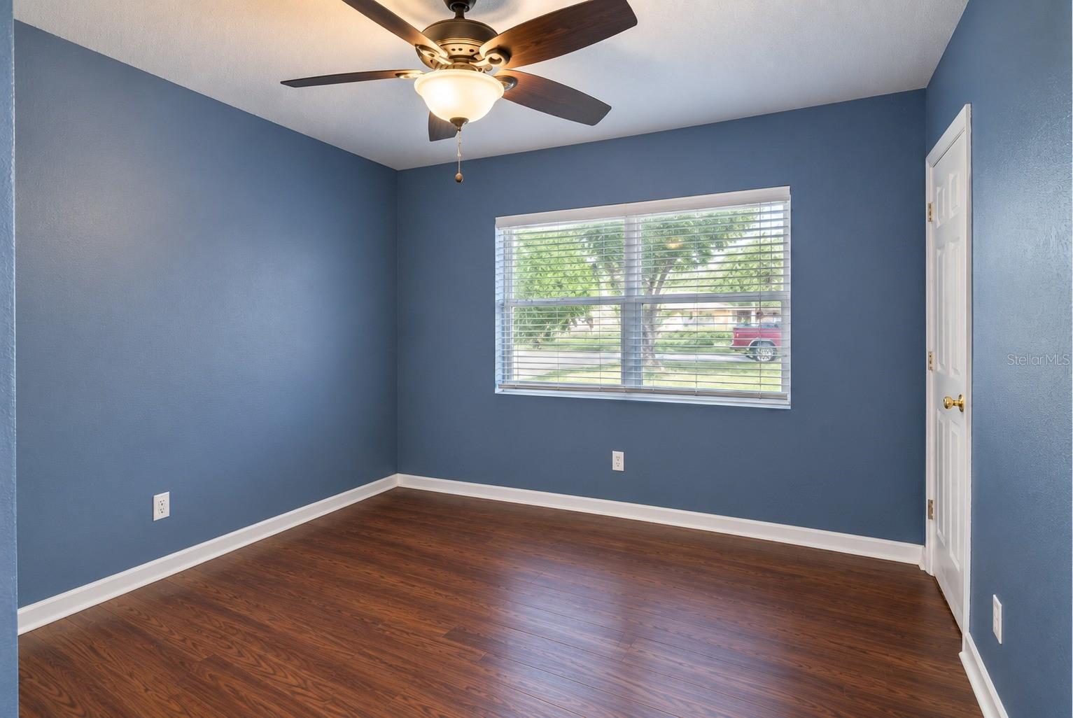Listing photo 3 for 800 Dorado Ave
