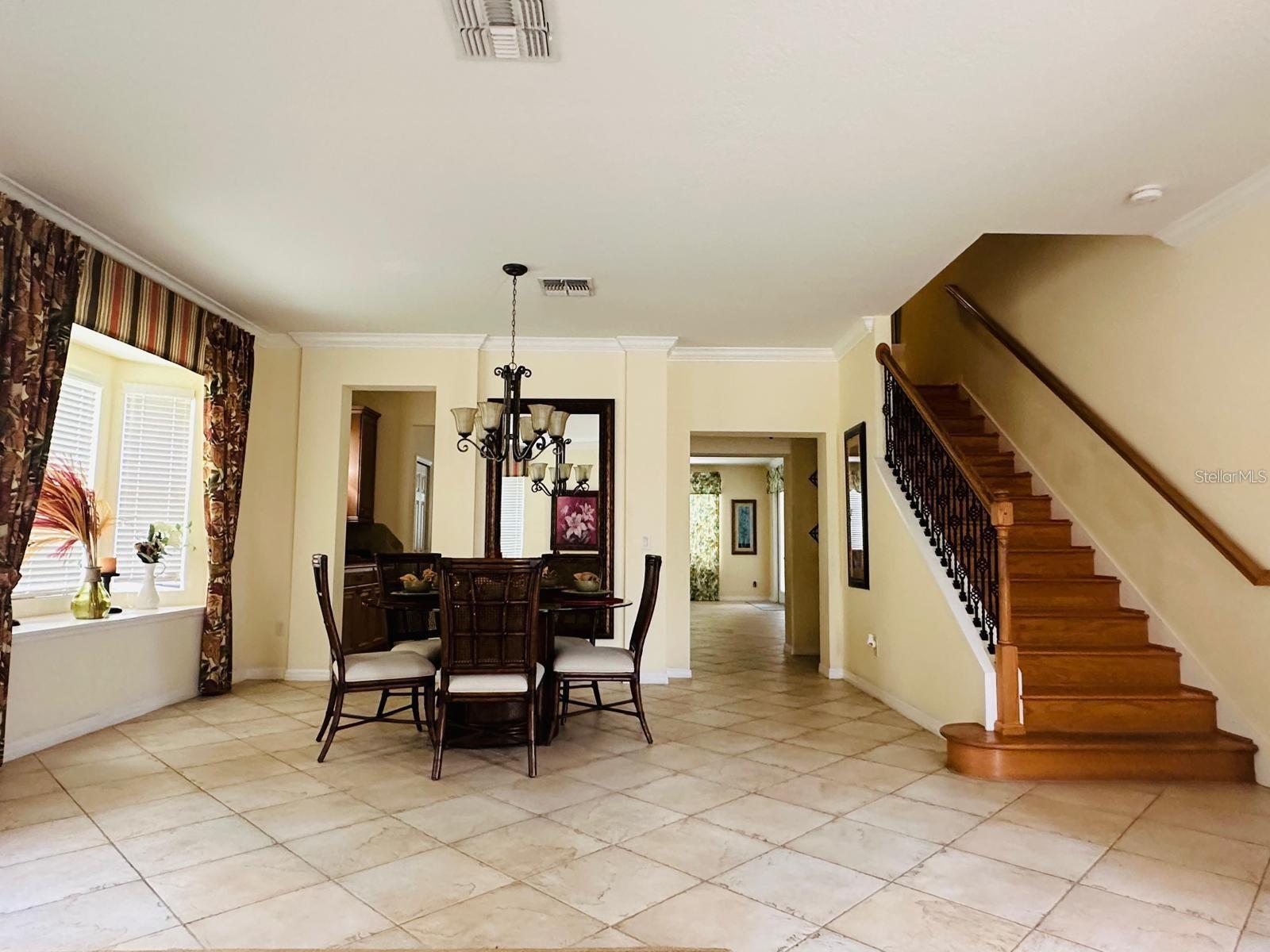 Listing photo 2 for 4520 Stella St