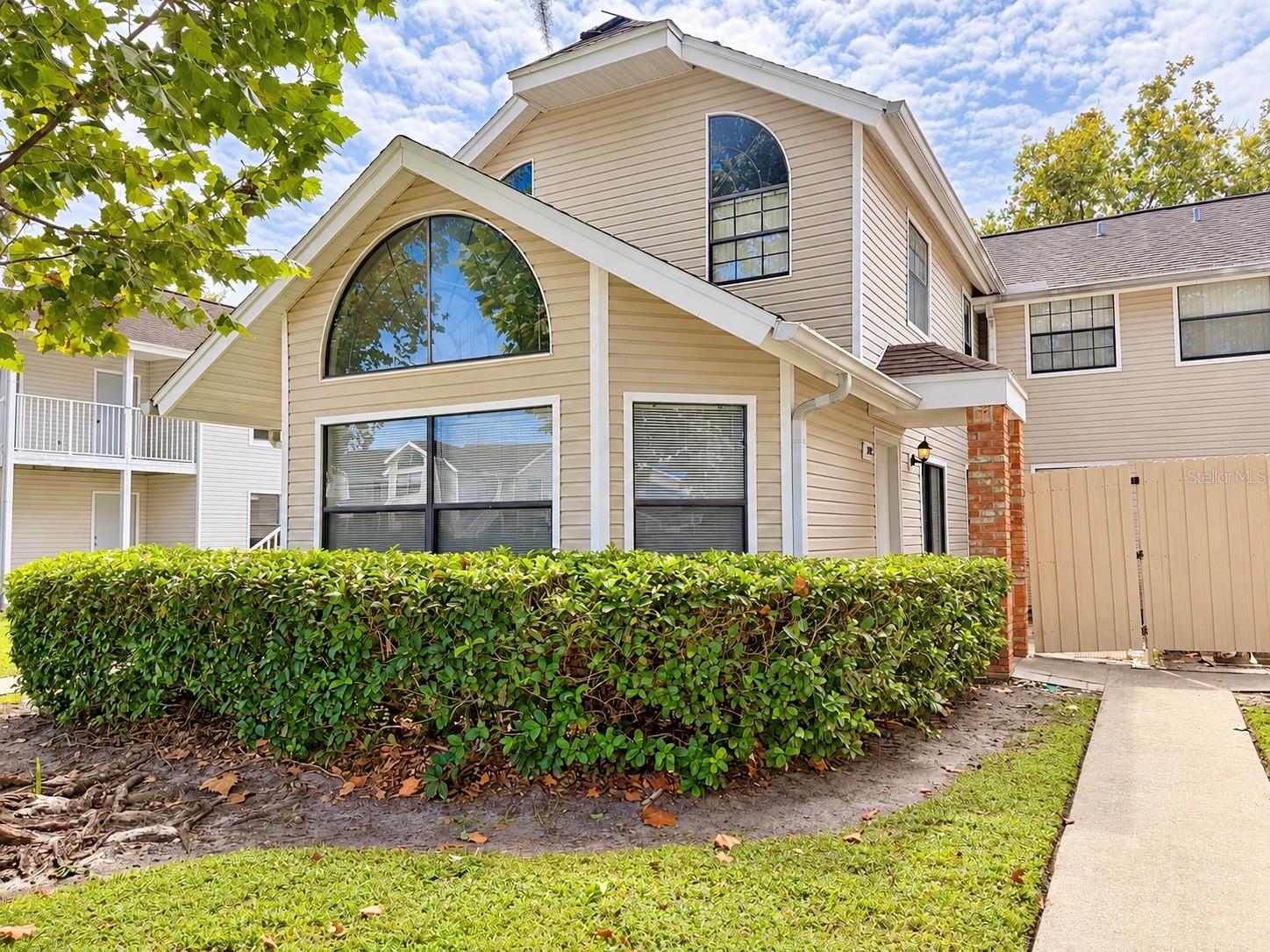Listing photo 1 for 3002 Rio Grande Trl #3002