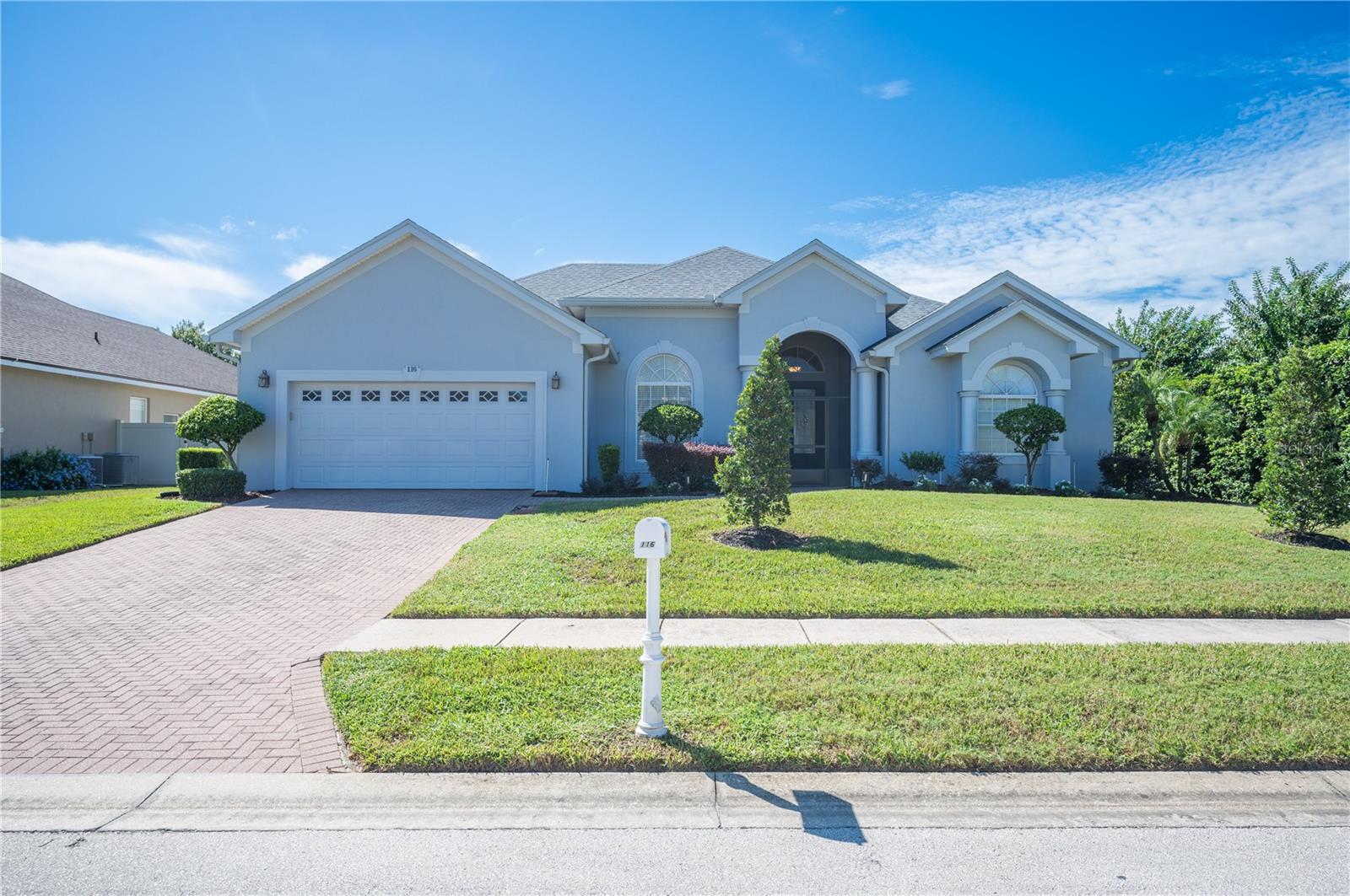 Listing photo 1 for 116 Lake Arietta Ct