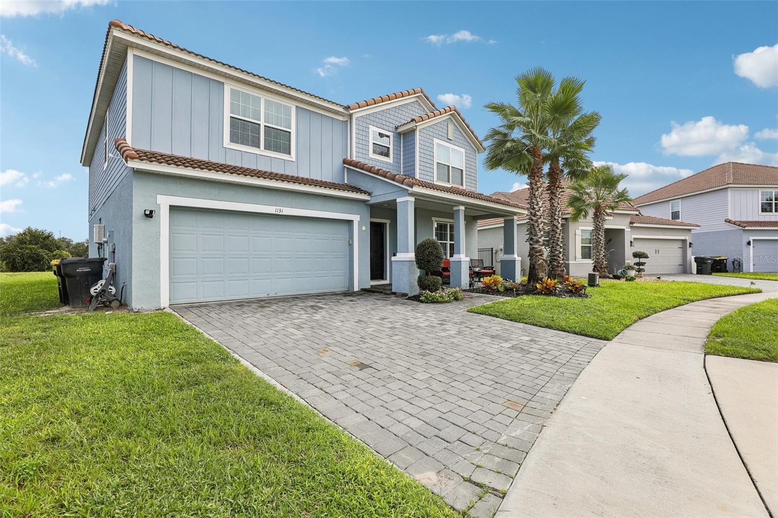 Listing photo 3 for 1131 Oak Bluff Dr