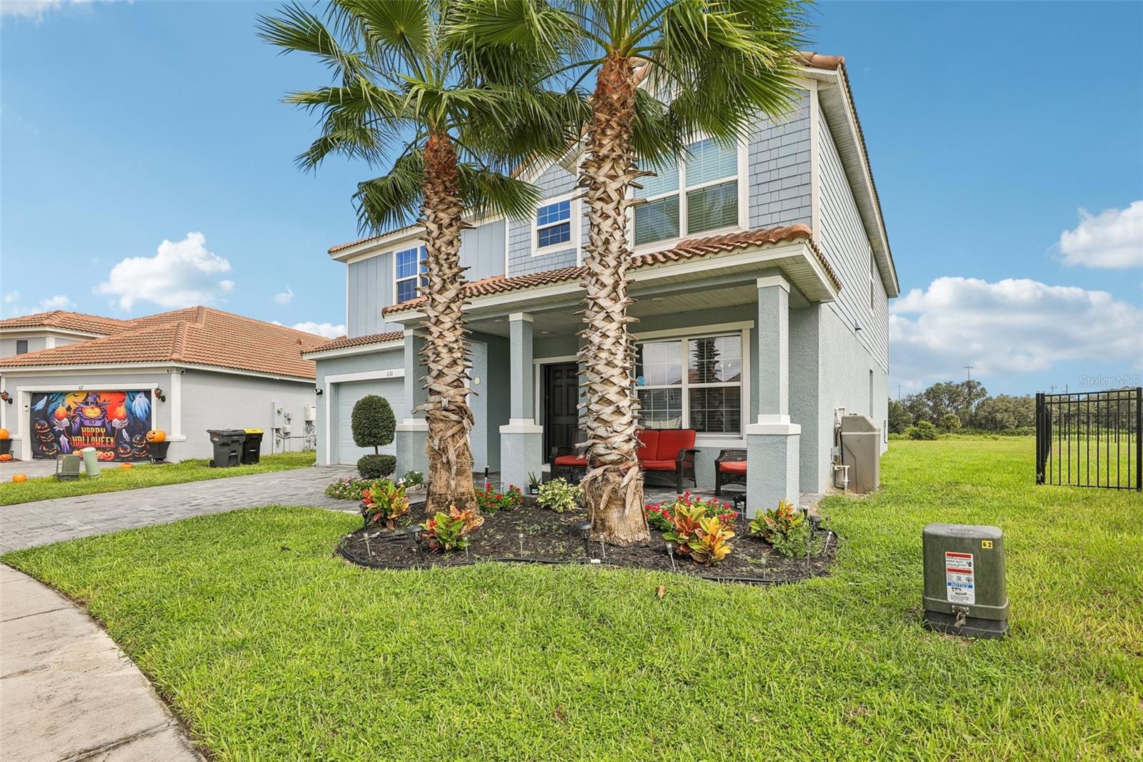 Listing photo 2 for 1131 Oak Bluff Dr