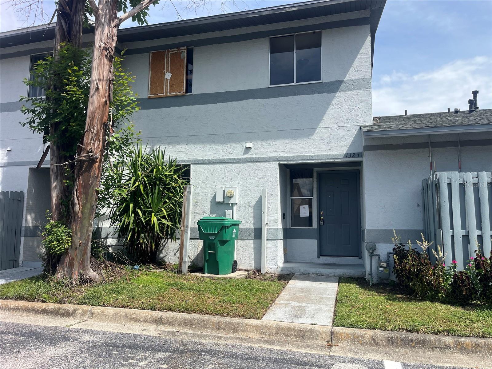 Listing photo for 1323 Azalea Way