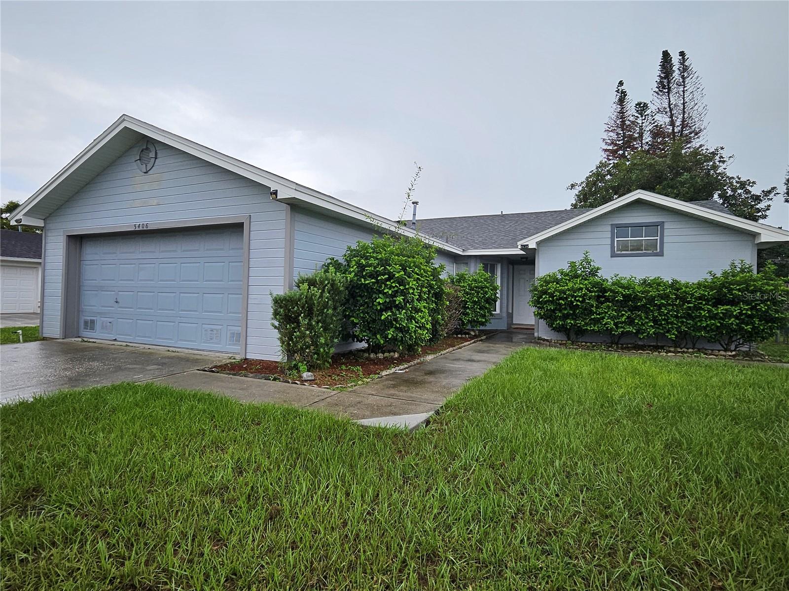 Listing photo 1 for 3406 Fox Ridge St