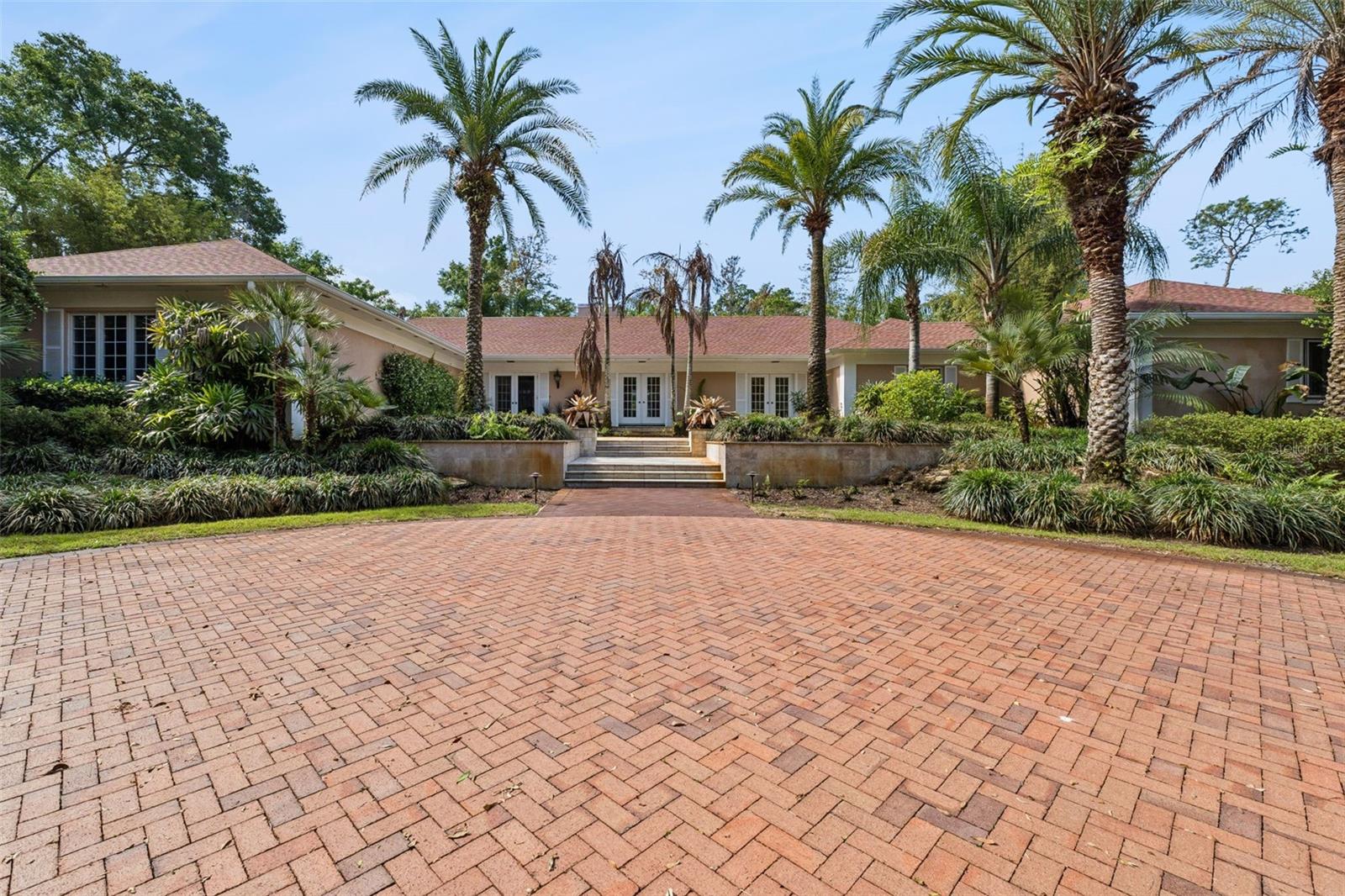 Listing photo 3 for 2300 N Scenic Hwy #104