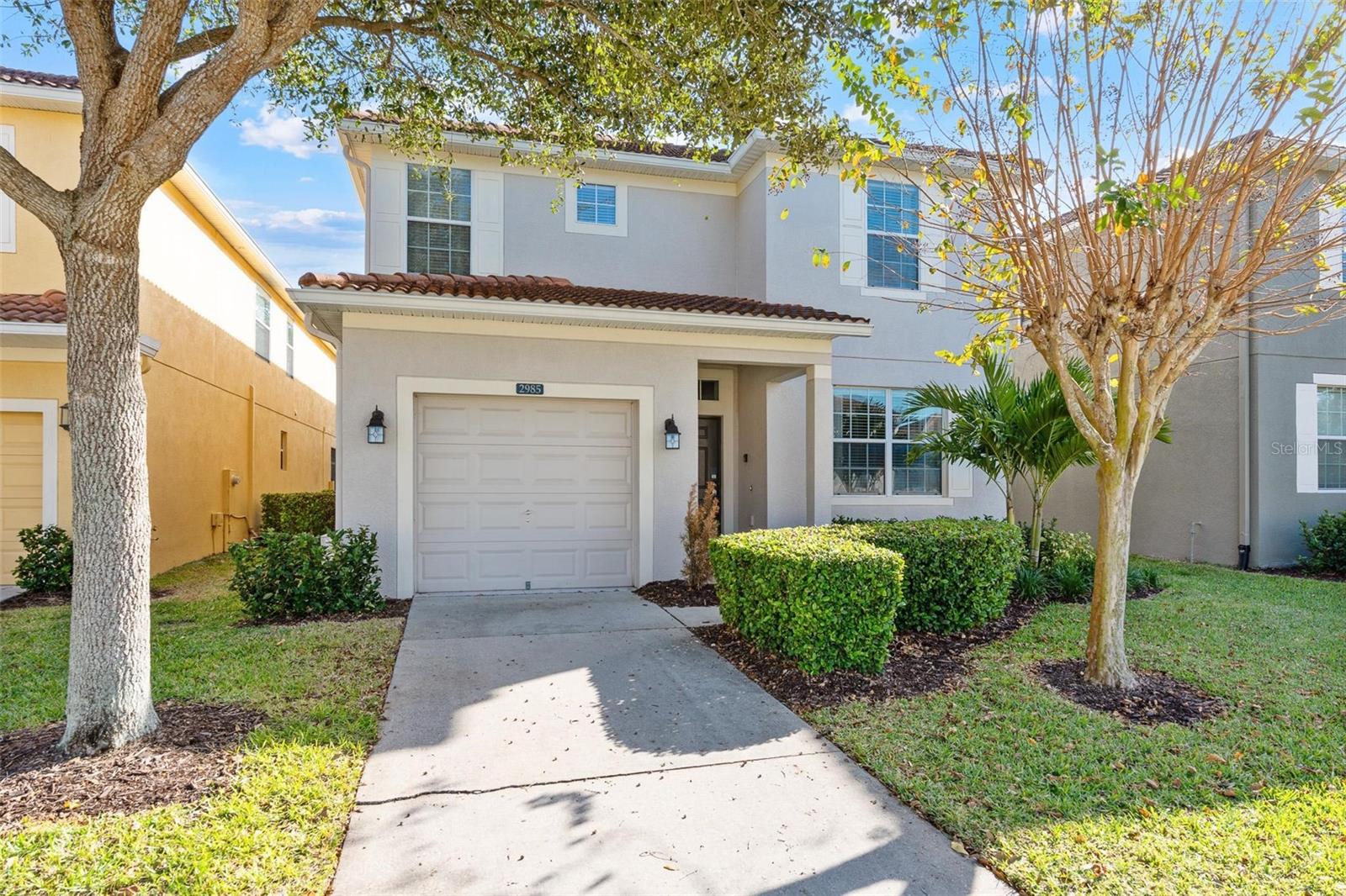 Listing photo 2 for 2985 Buccaneer Palm Rd