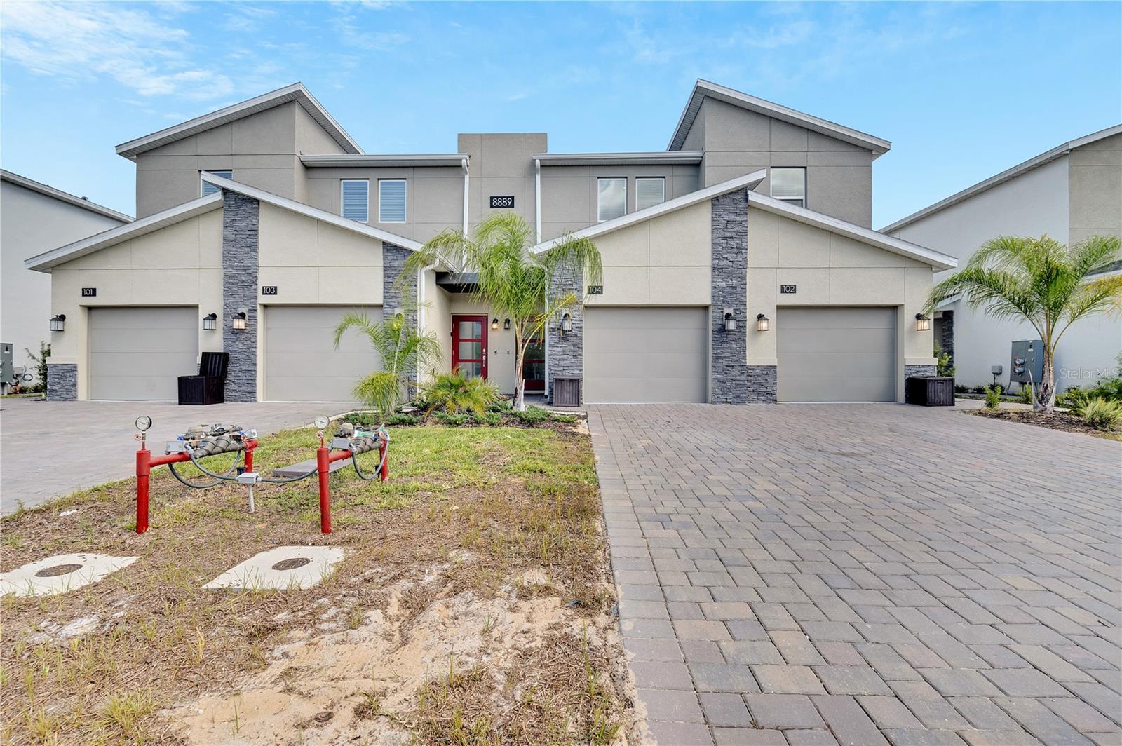 Listing photo 1 for 8889 Cabot Cliffs Dr #104