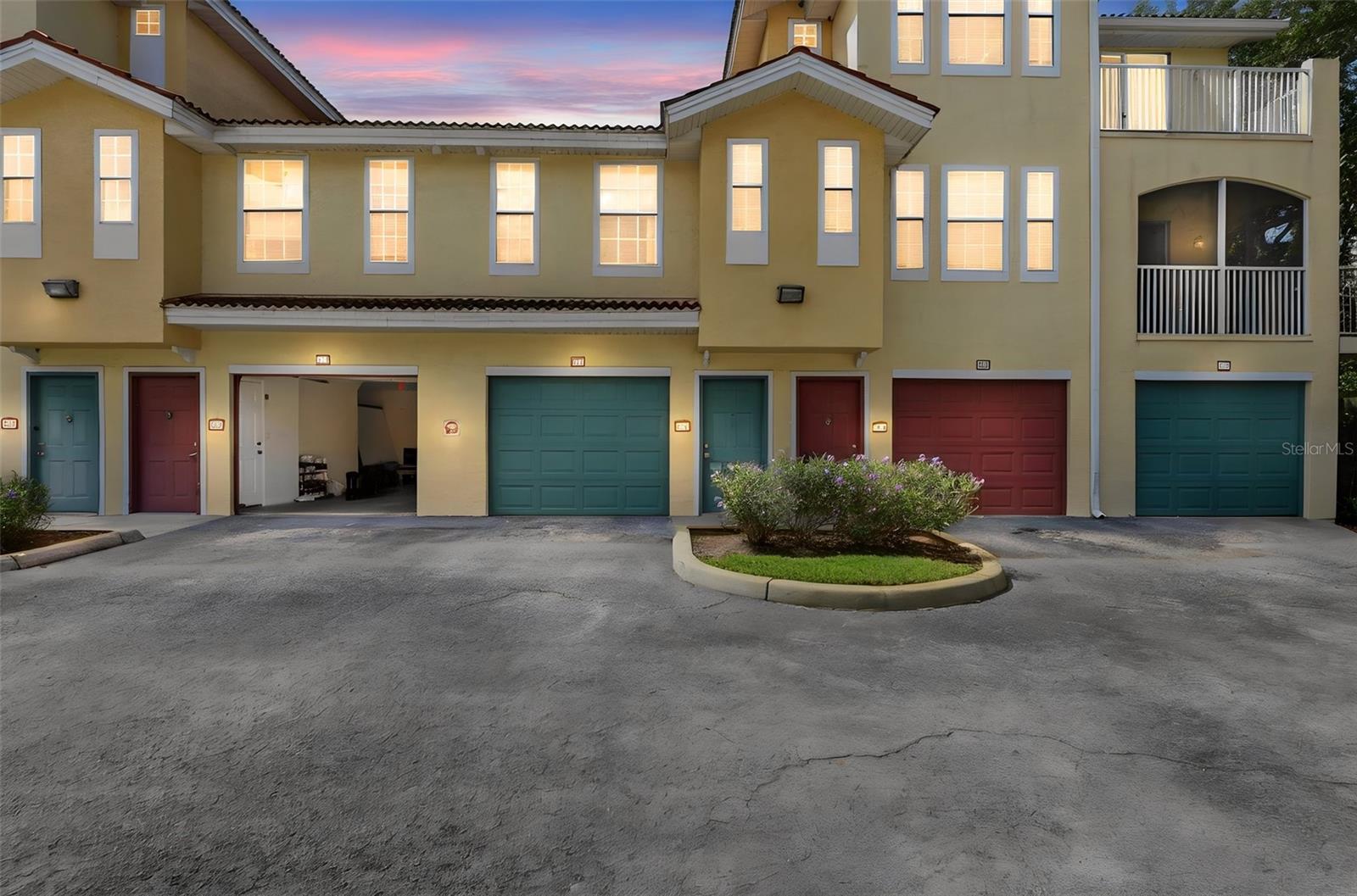 Listing photo 1 for 12106 Poppy Field Ln #106