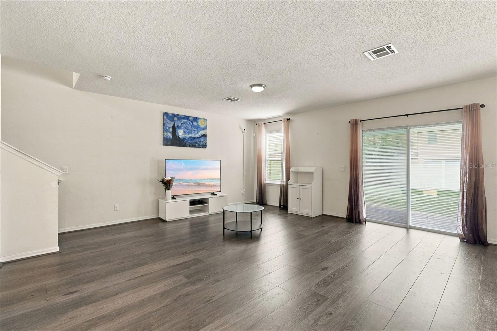 Listing photo 3 for 2838 Noble Crow Dr