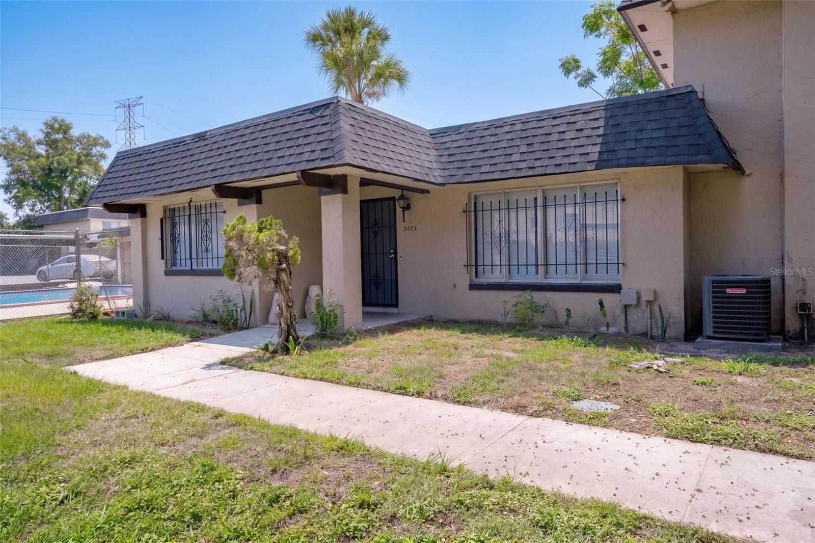 Listing photo 1 for 5423 Brookswood Way #801