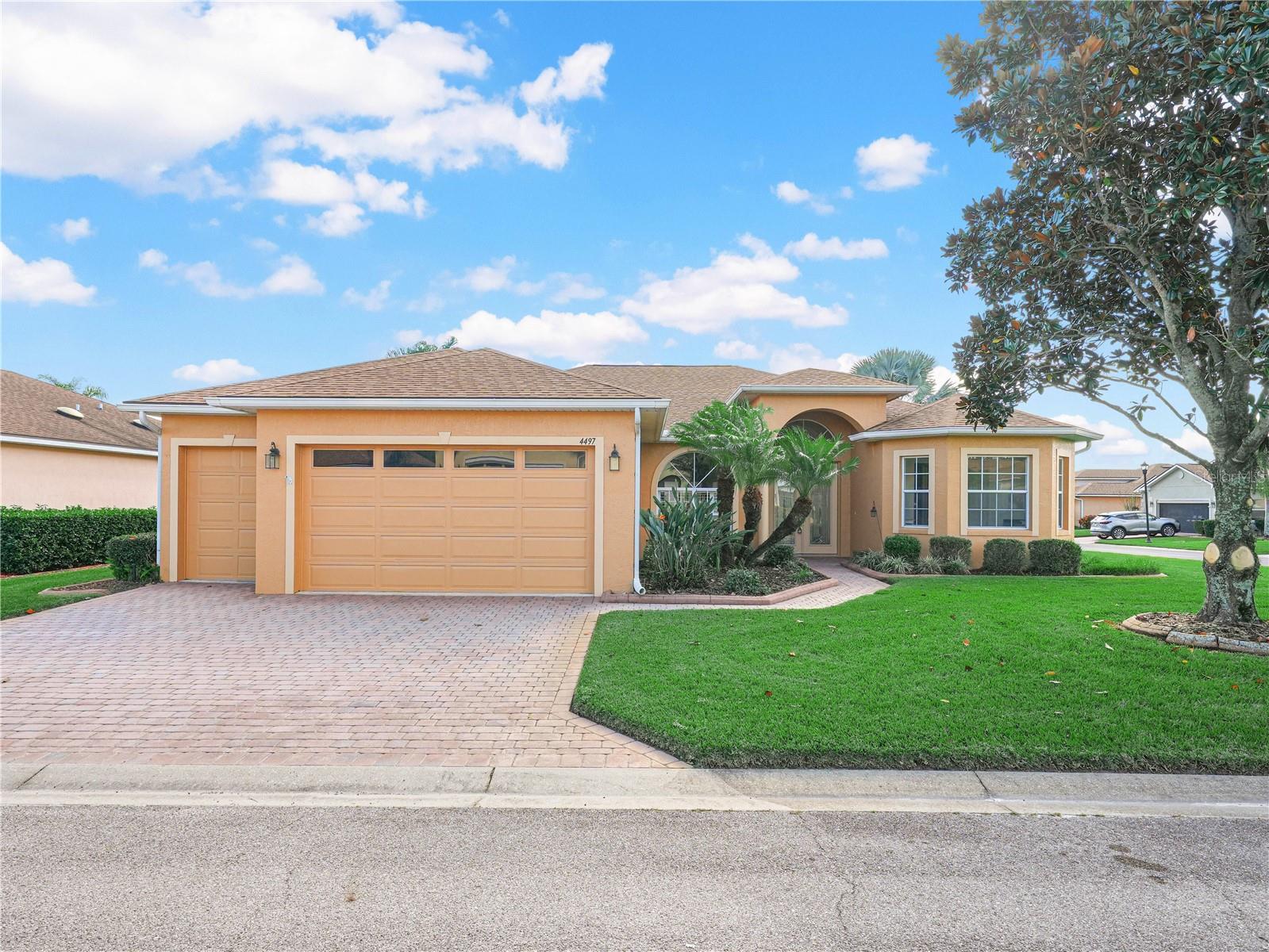 Listing photo for 4497 Strathmore Dr